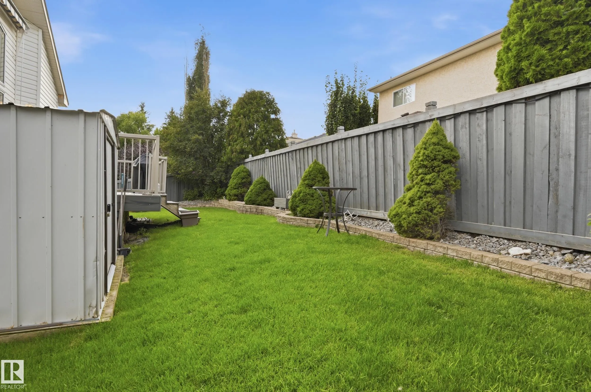22 OSBORNE Close