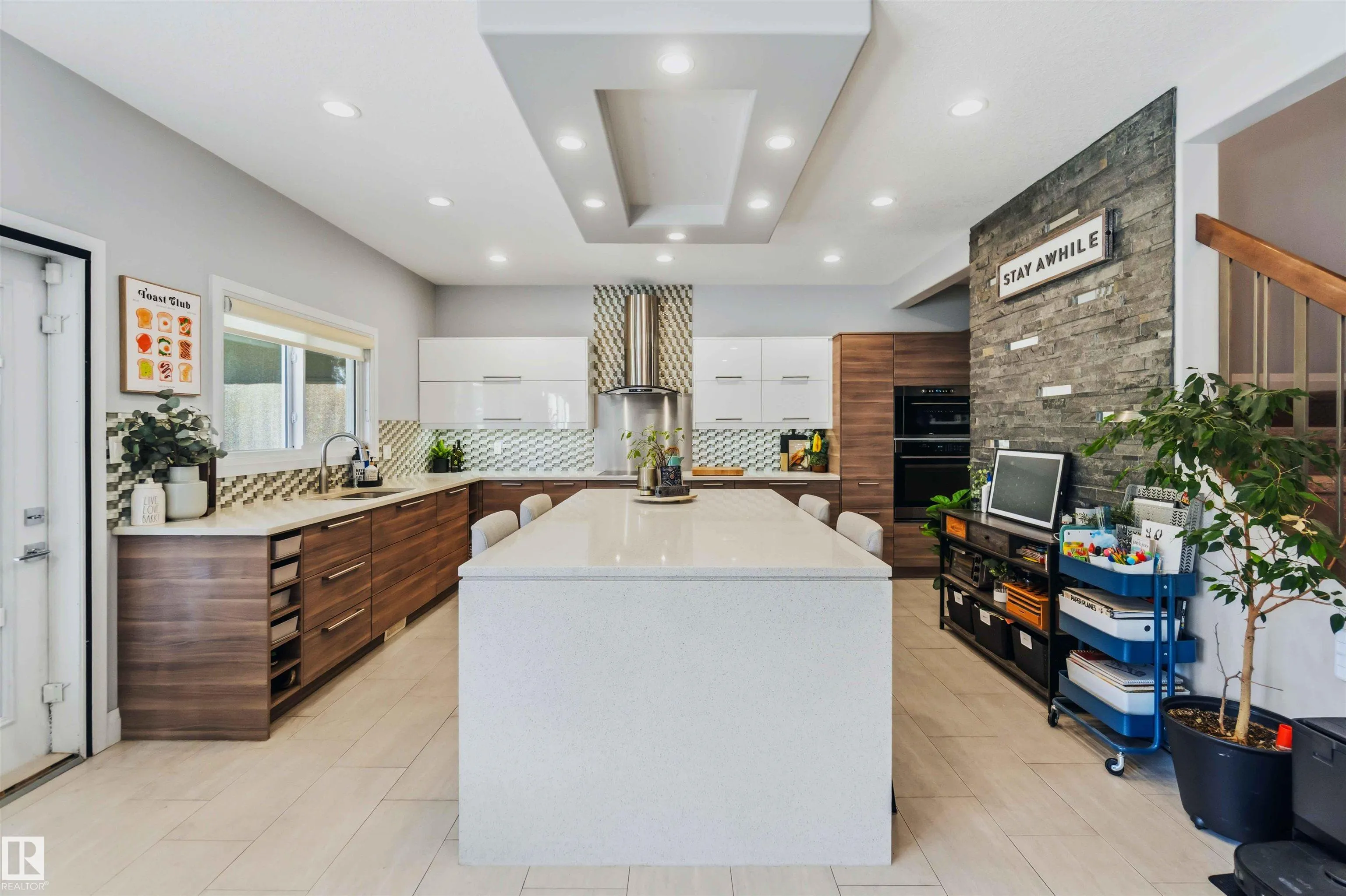 7 ETOILE CRES