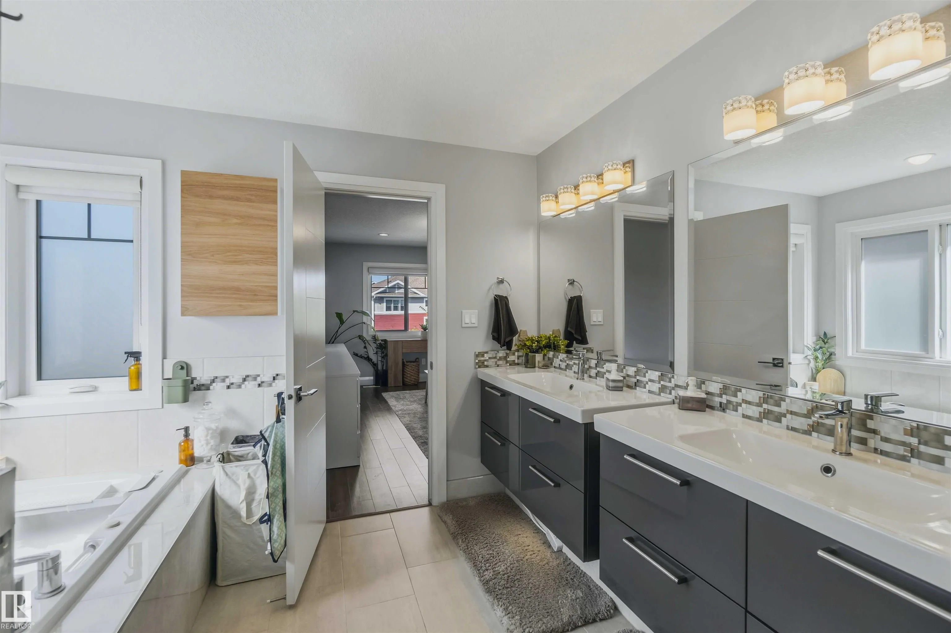 7 ETOILE CRES