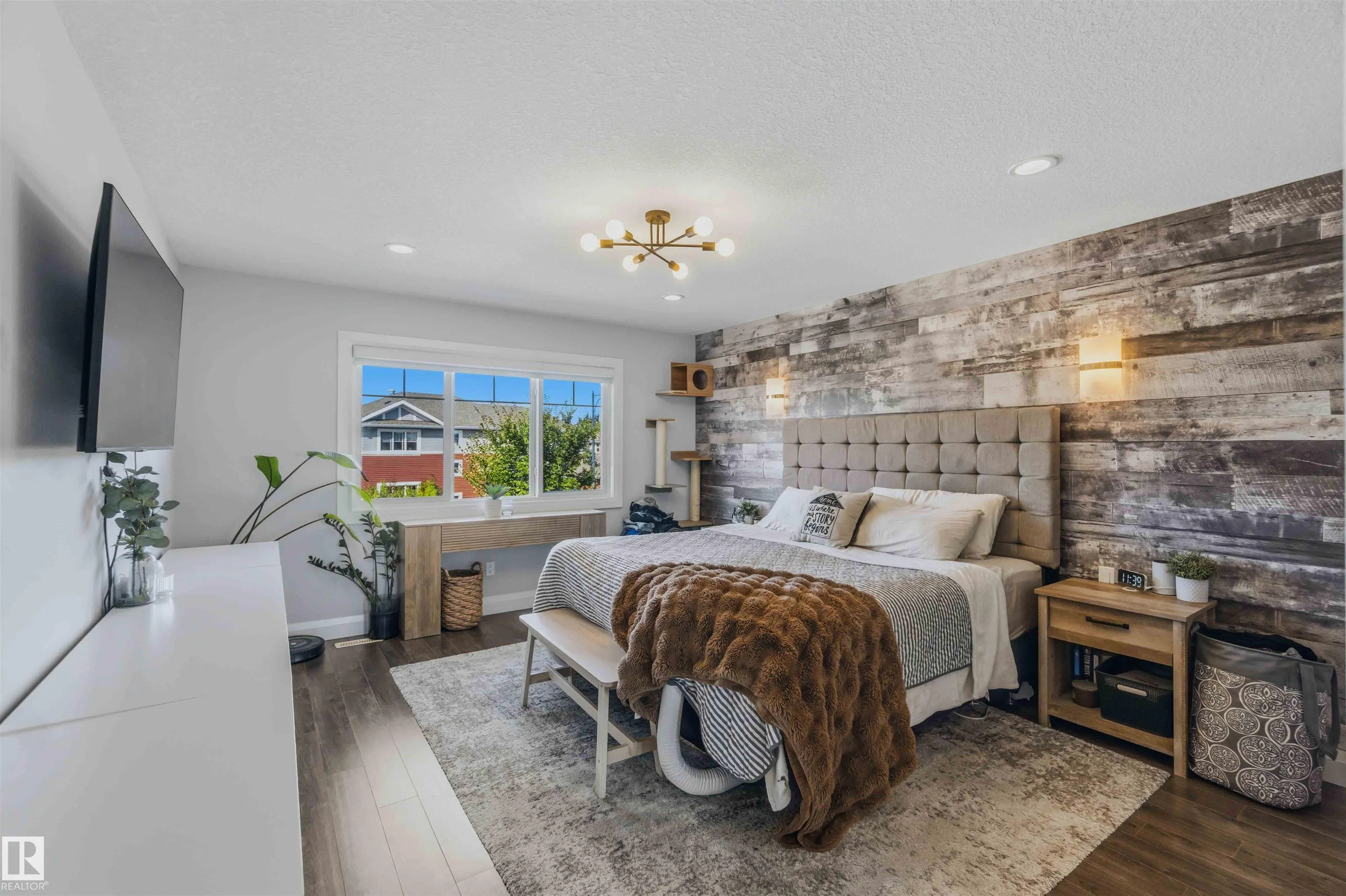 7 ETOILE CRES