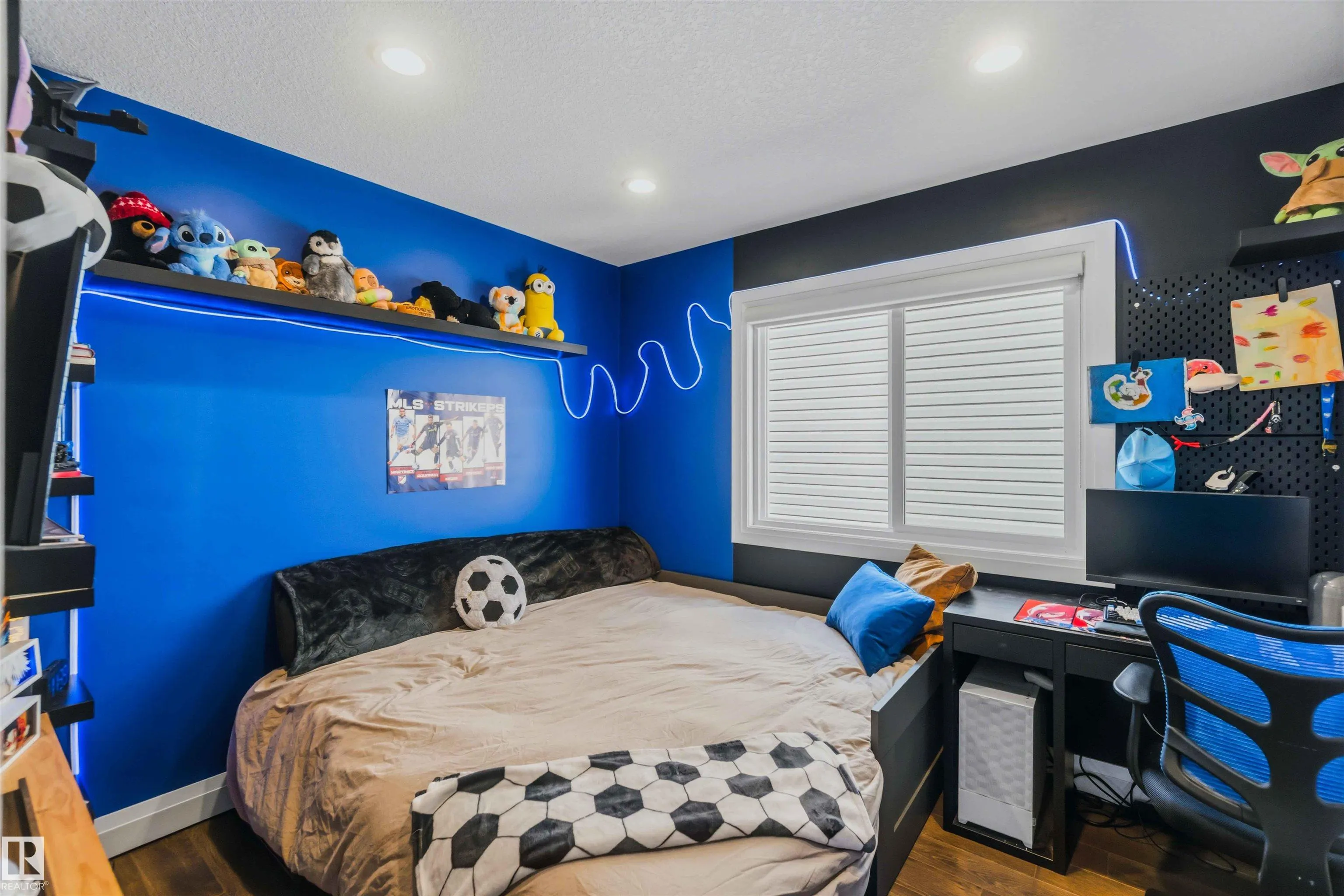 7 ETOILE CRES