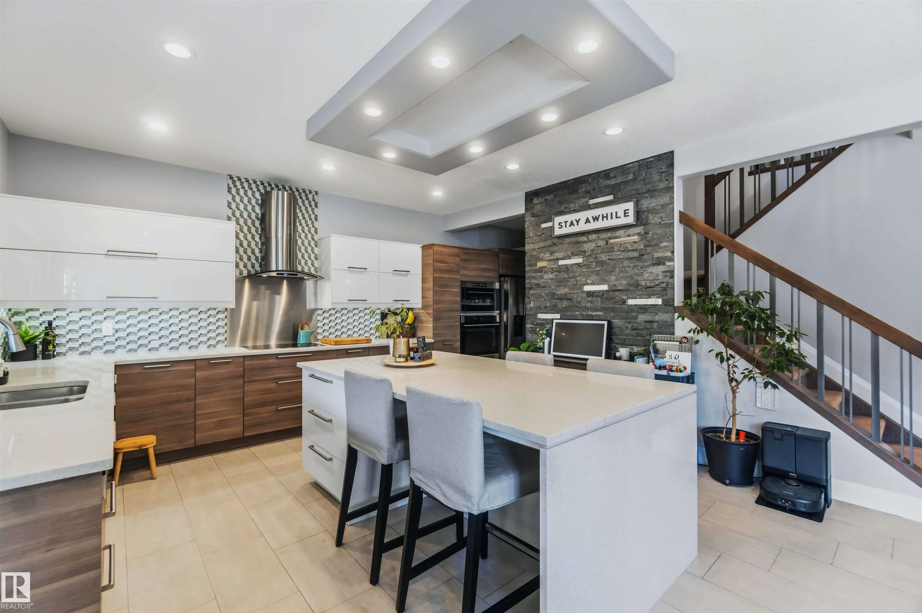 7 ETOILE CRES