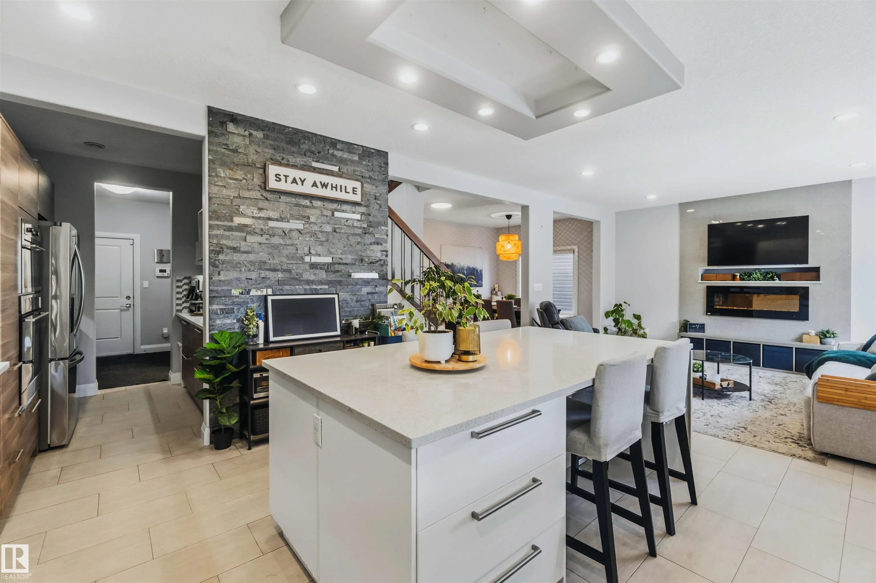 7 ETOILE CRES