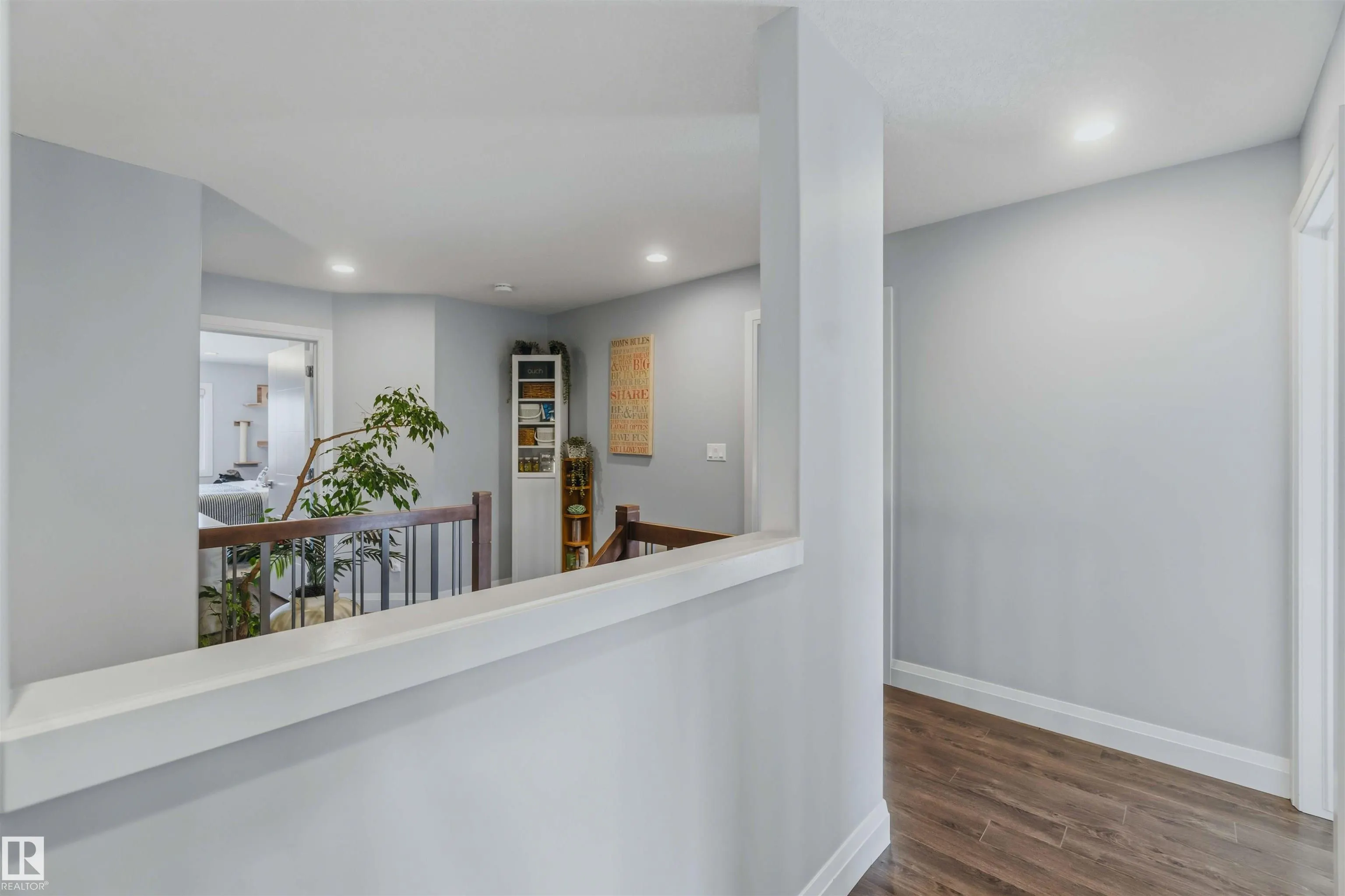 7 ETOILE CRES