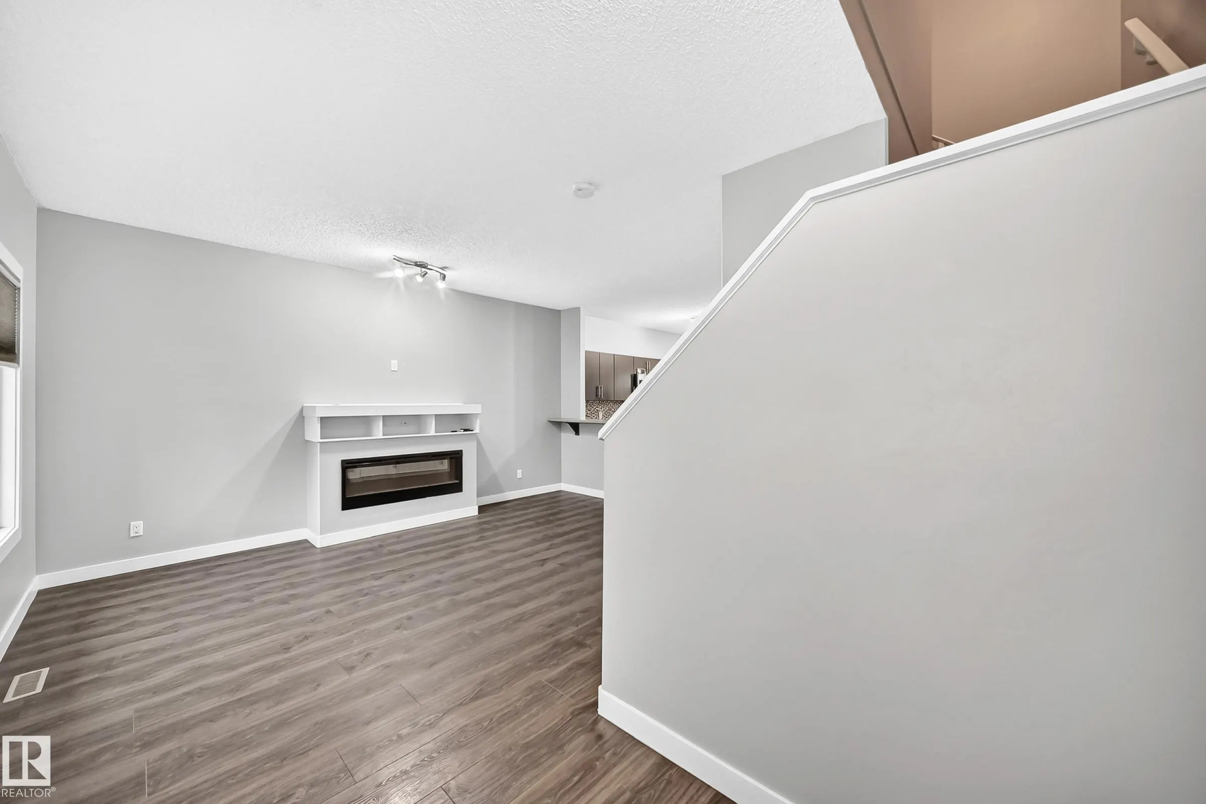 1470 33 Street