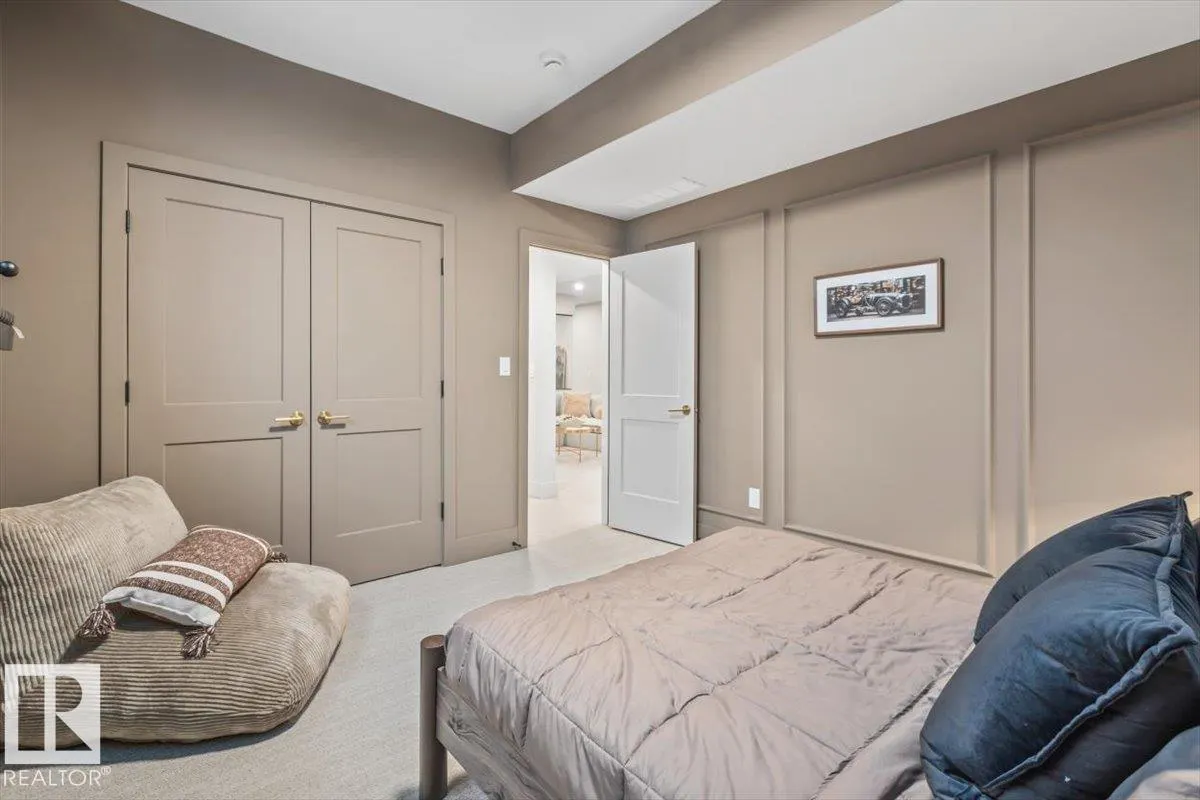41 ELDRIDGE Point(e)
