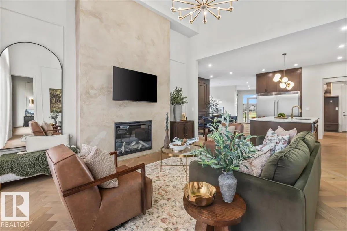 41 ELDRIDGE Point(e)