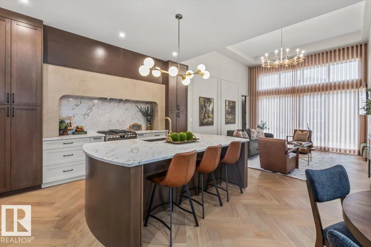 41 ELDRIDGE Point(e)
