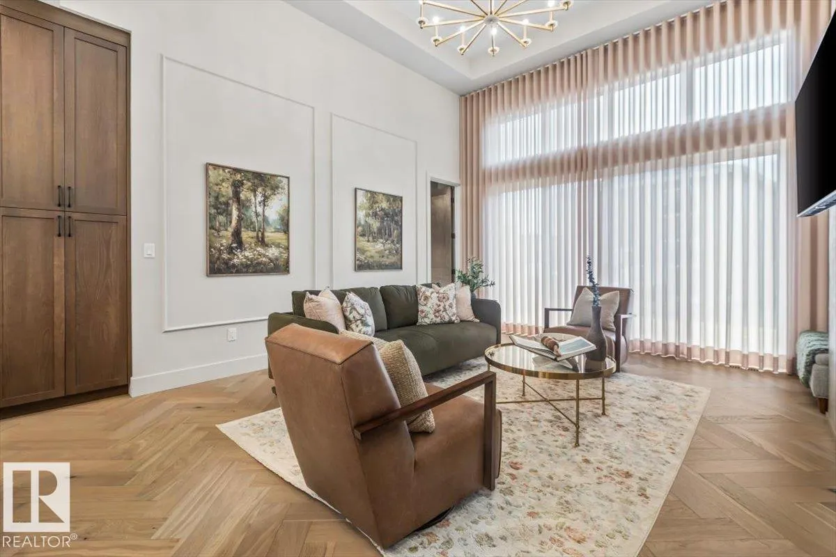 41 ELDRIDGE Point(e)