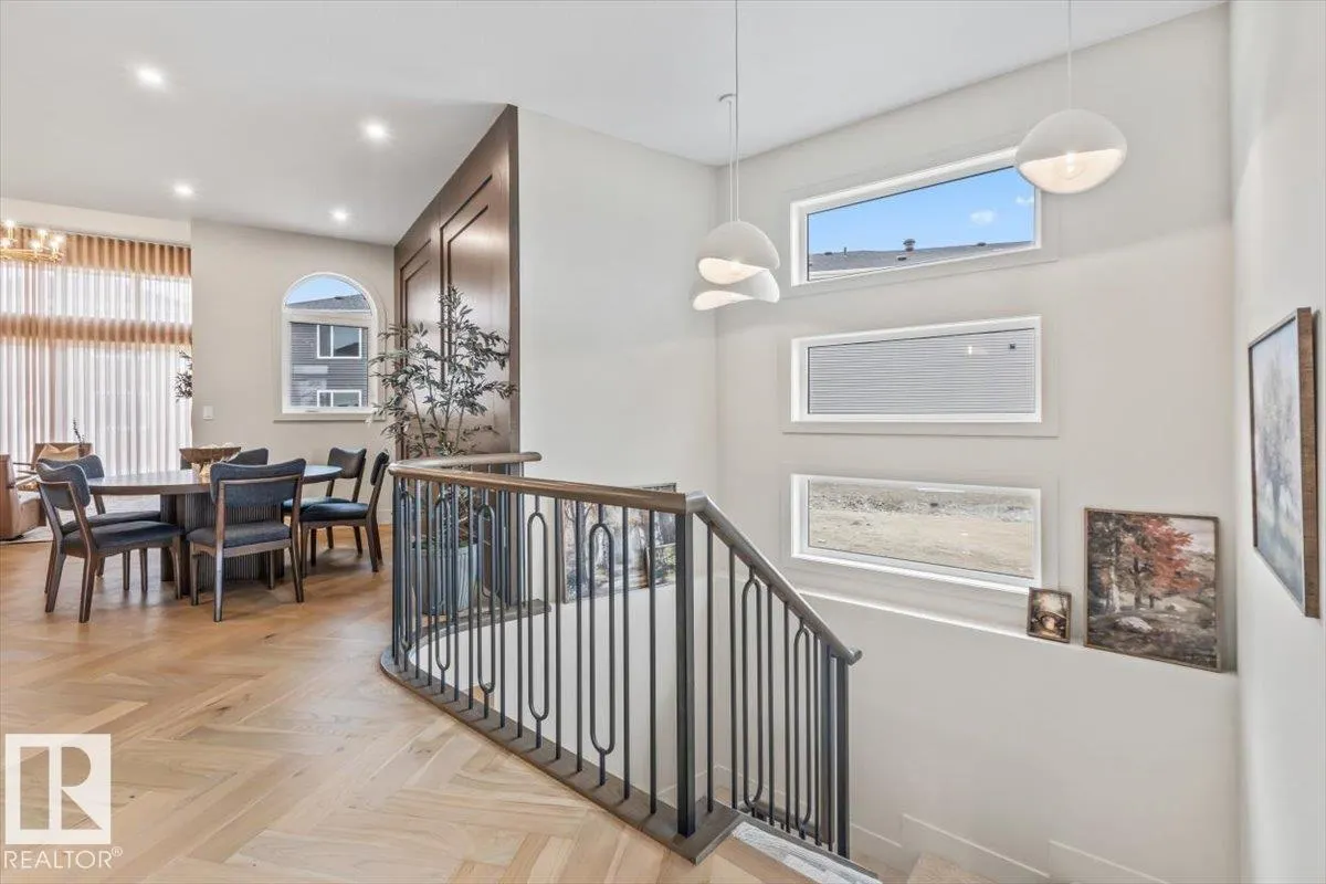 41 ELDRIDGE Point(e)