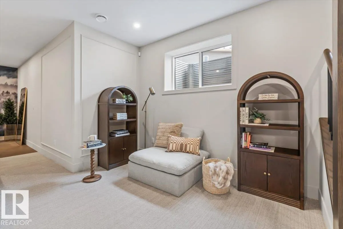 41 ELDRIDGE Point(e)