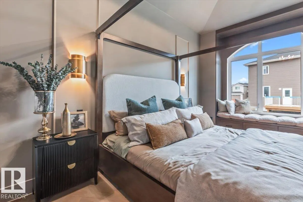 41 ELDRIDGE Point(e)