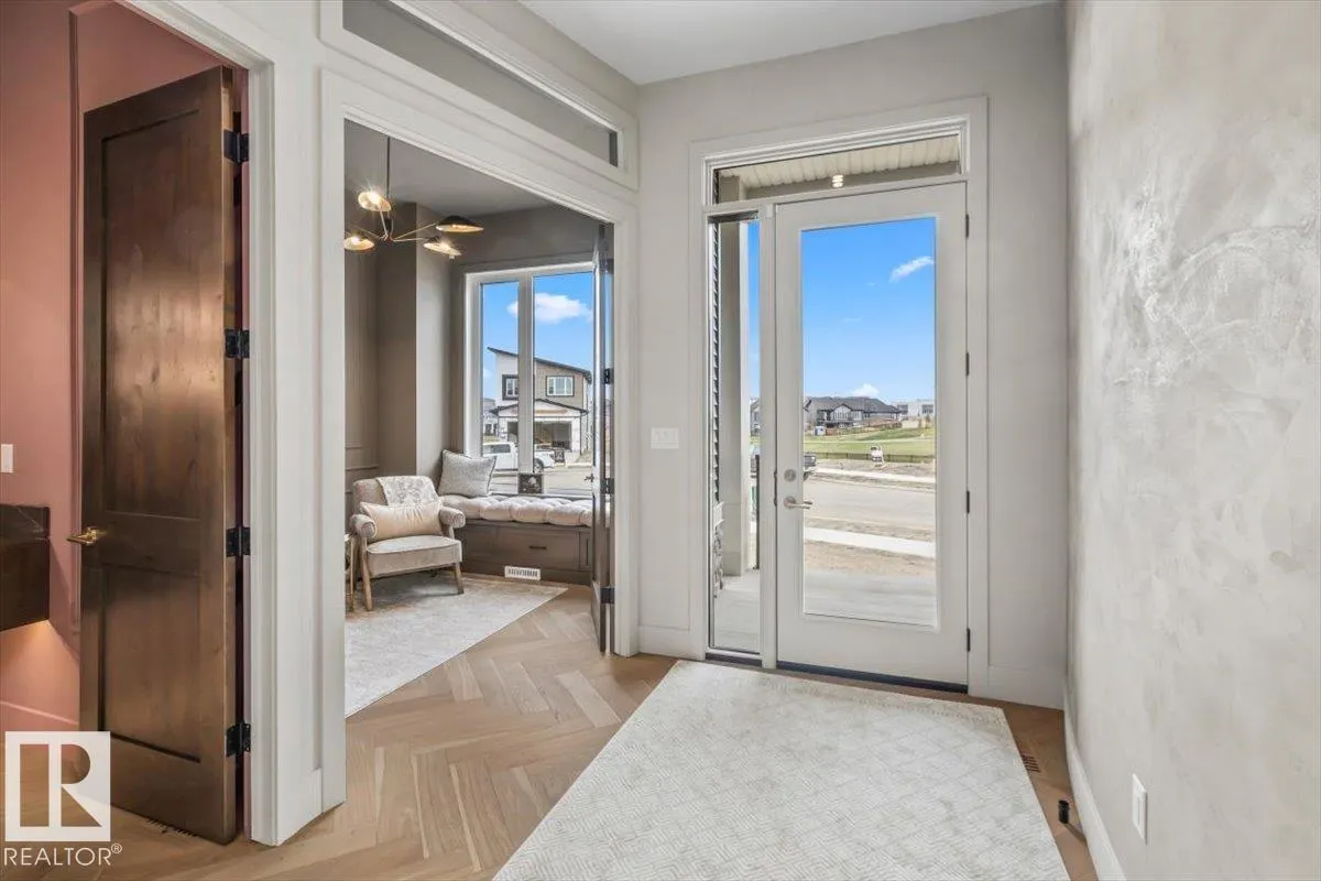 41 ELDRIDGE Point(e)