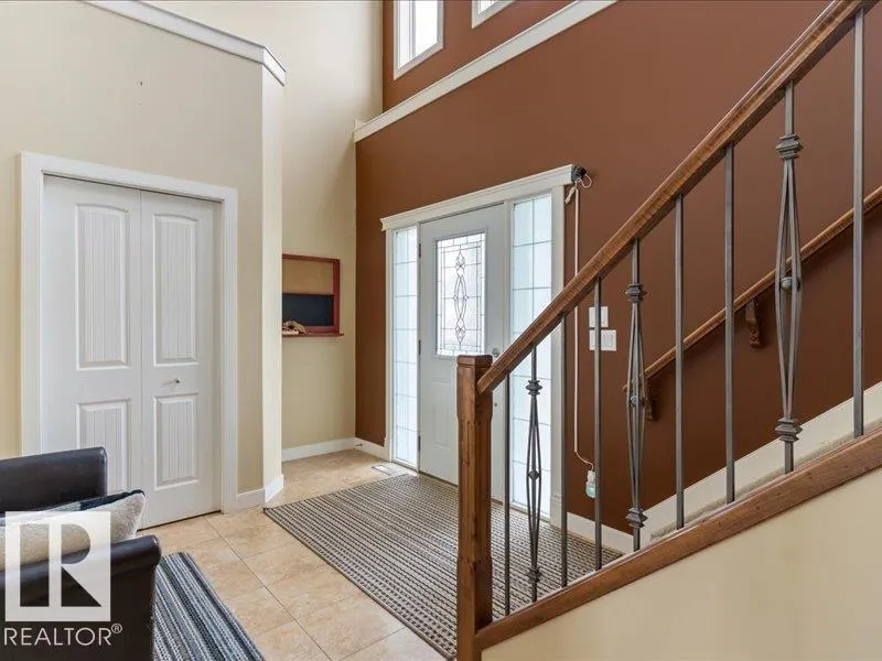 496 RAVINE Court