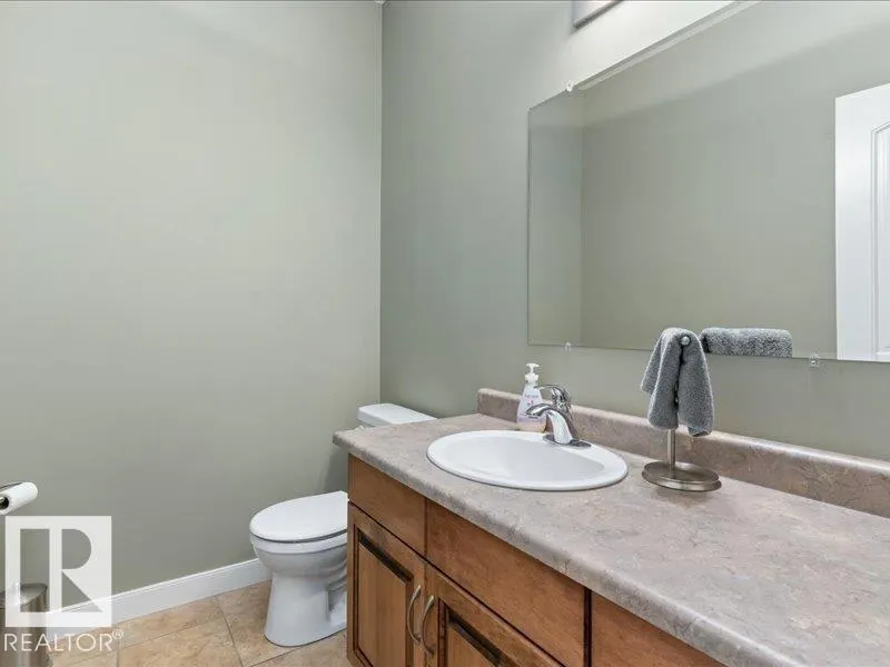 496 RAVINE Court