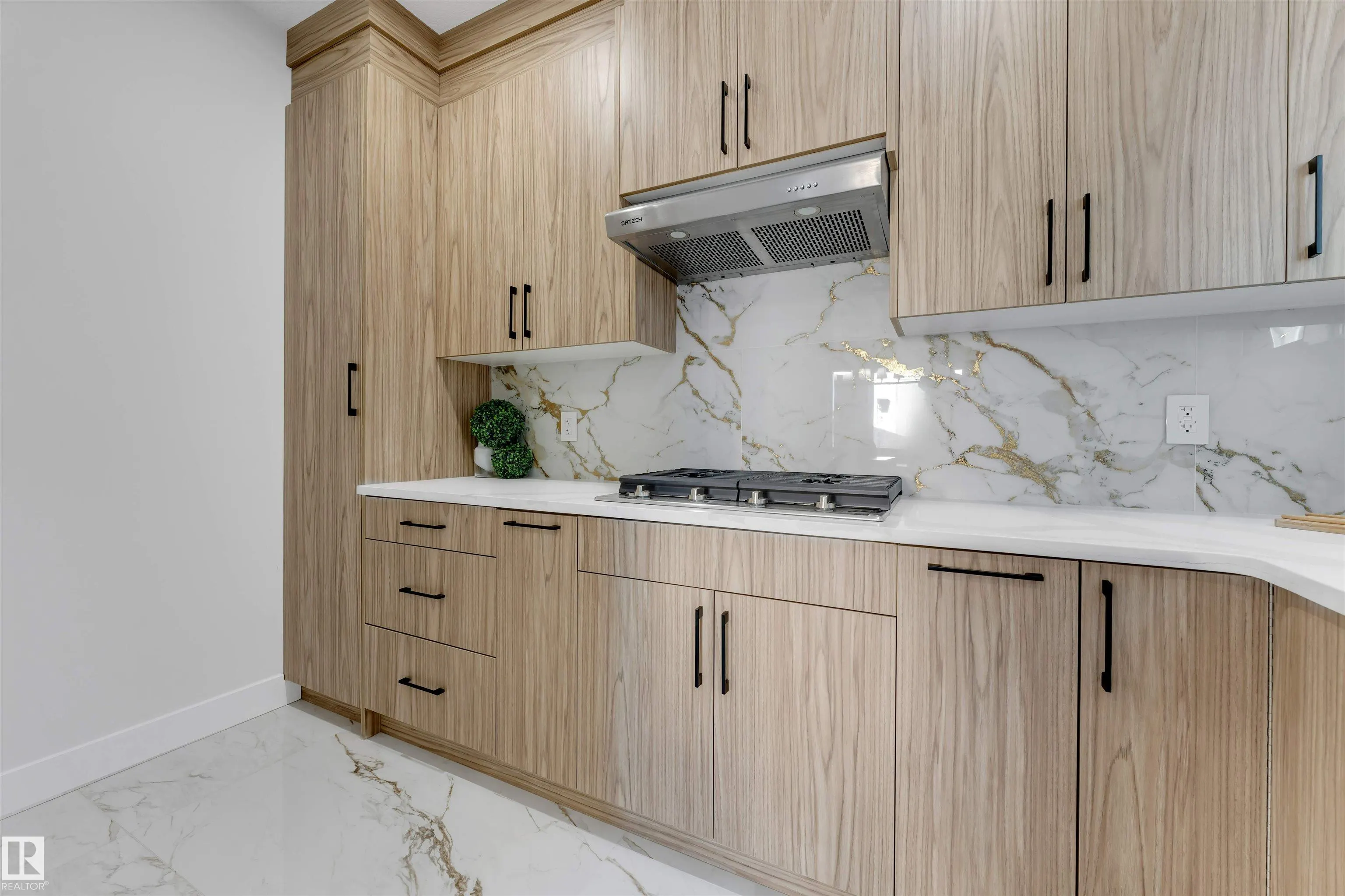 2514 63 Avenue