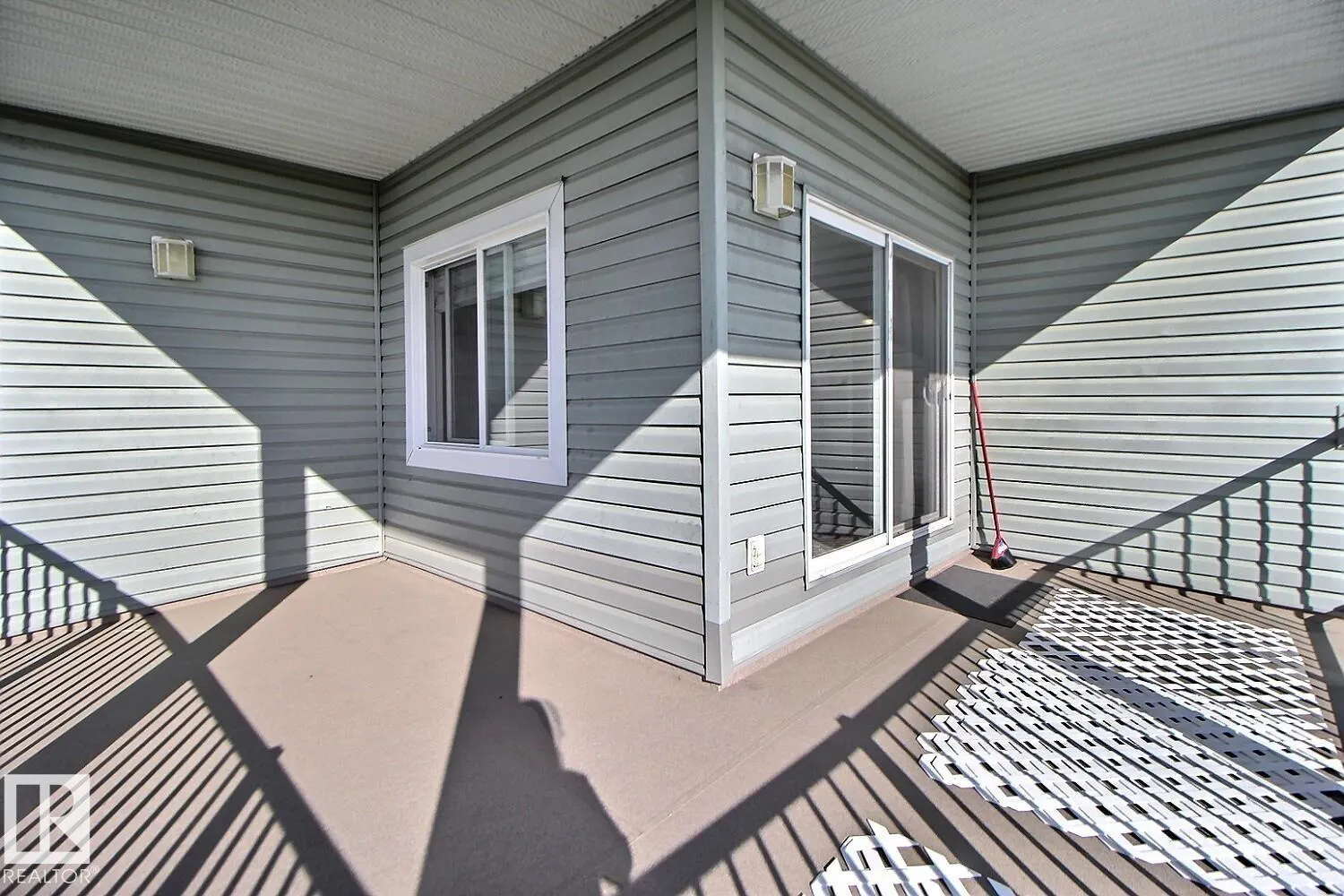 70 WOODSMERE