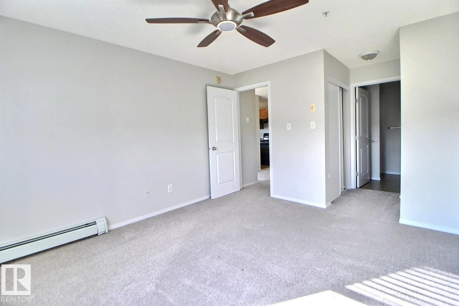 70 WOODSMERE