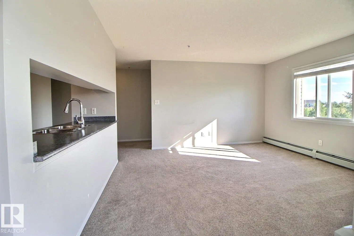 70 WOODSMERE
