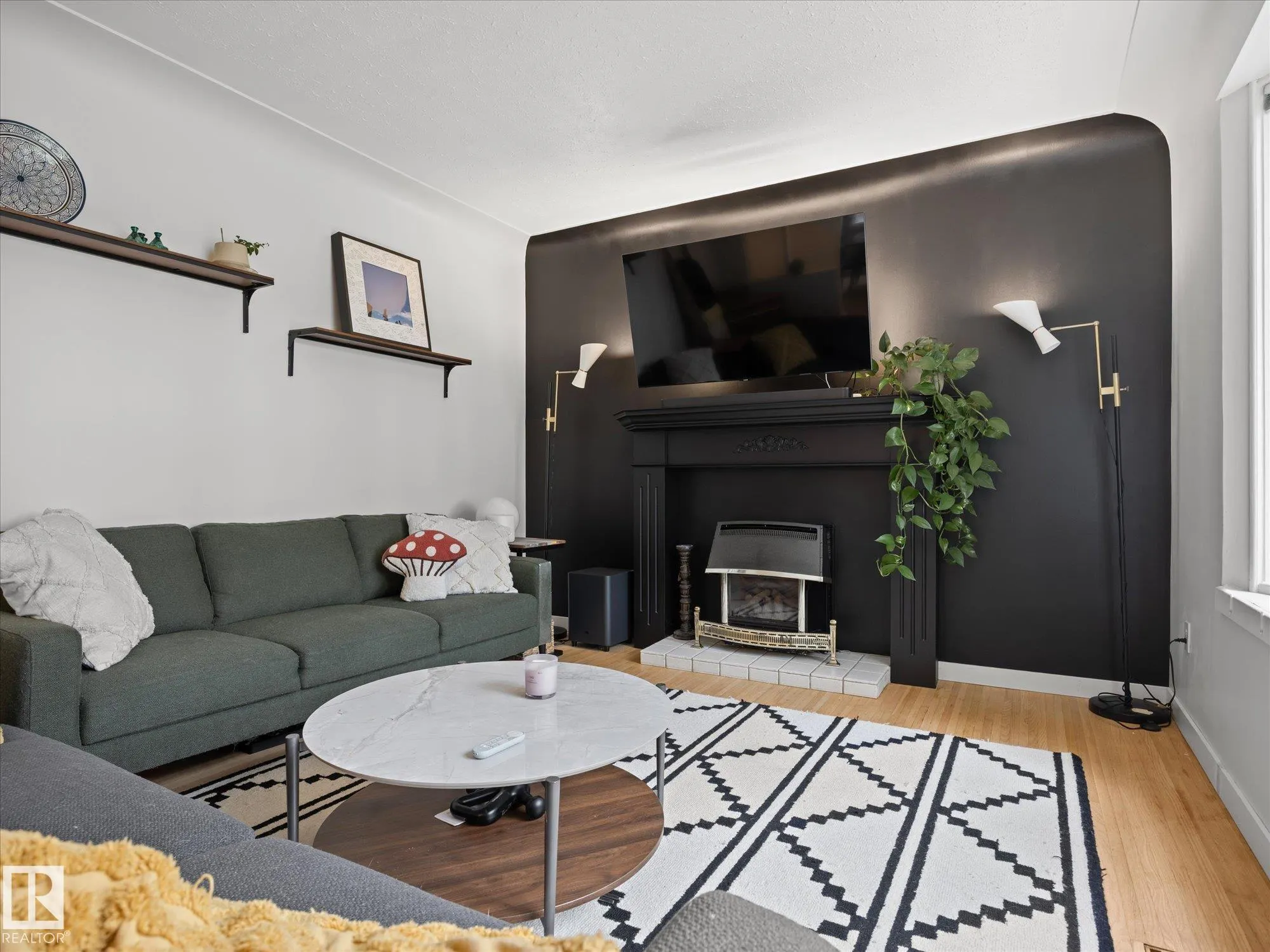 13507 110A Avenue