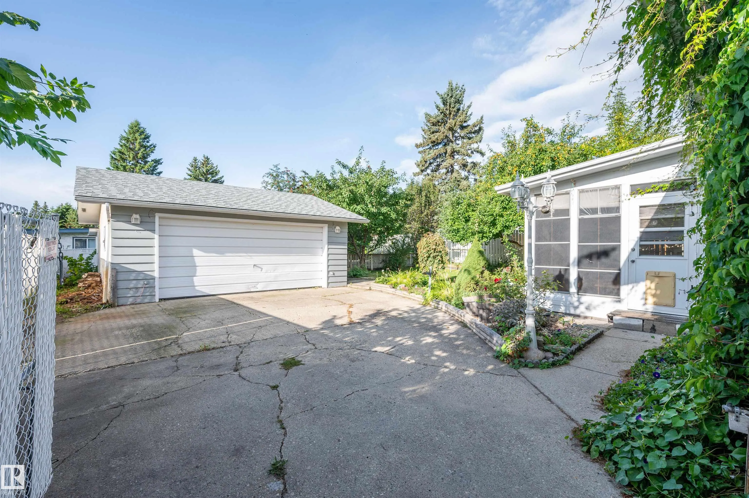 66 MEADOWBROOK Road