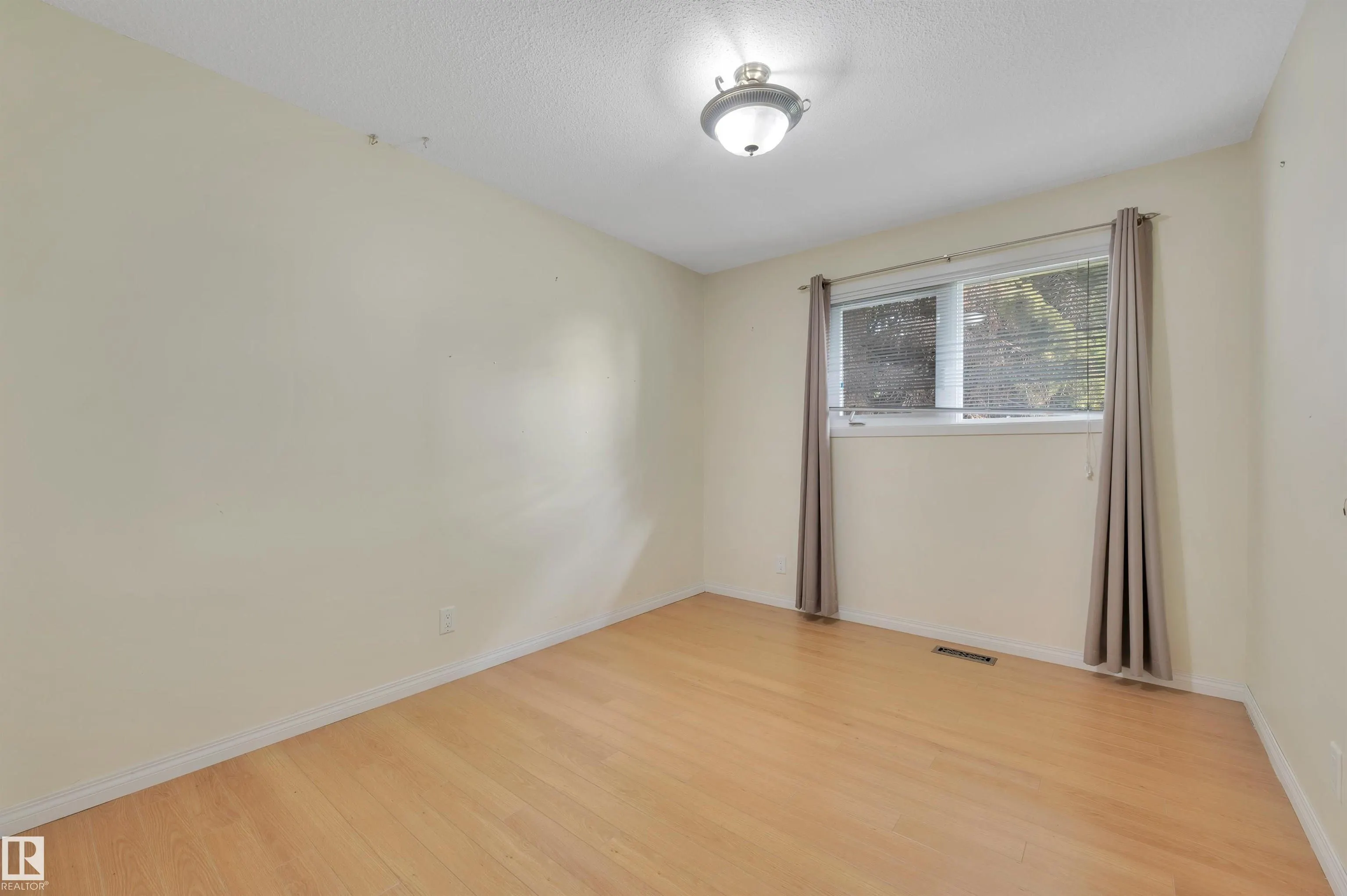 66 MEADOWBROOK Road