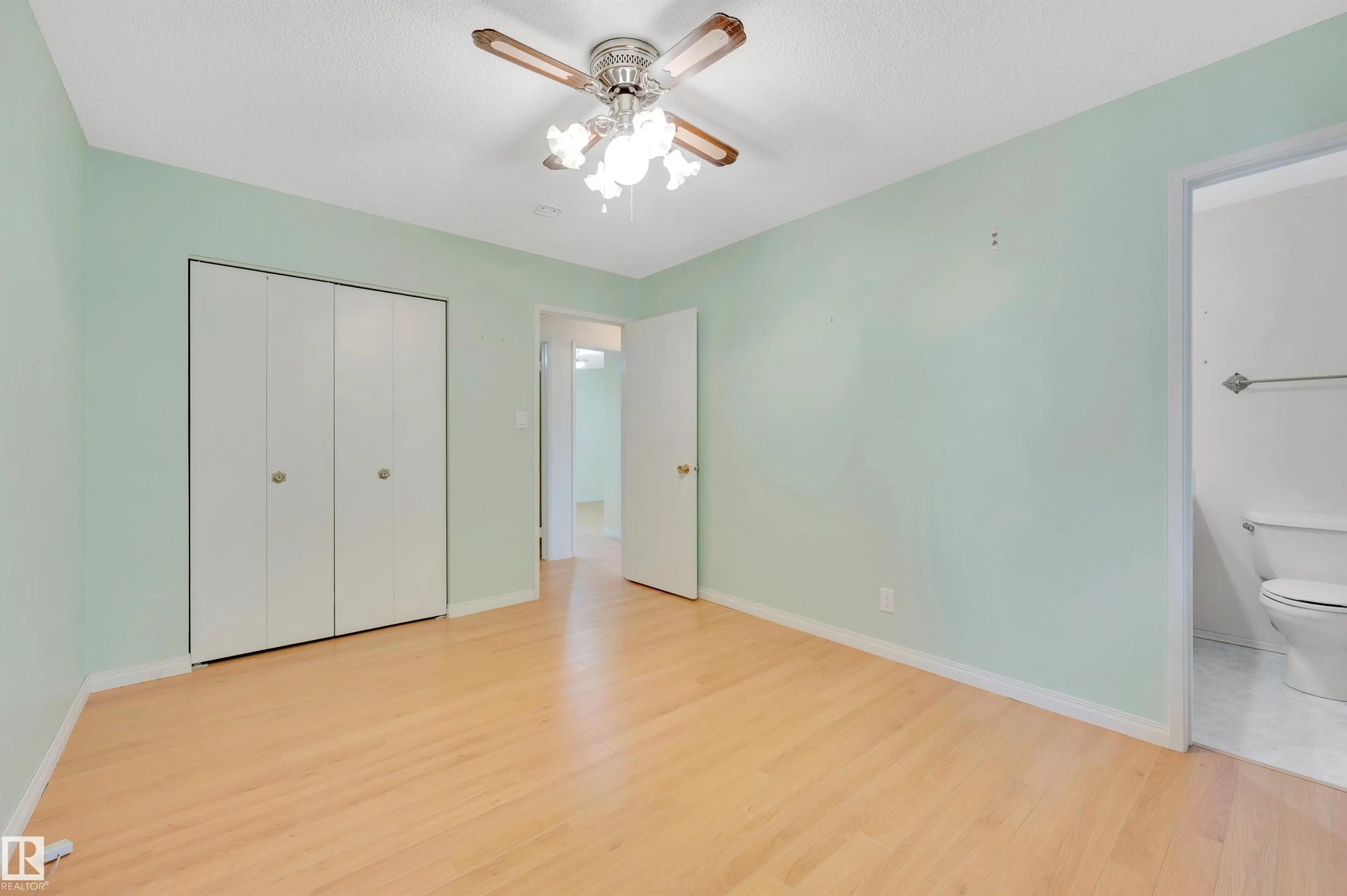 66 MEADOWBROOK Road