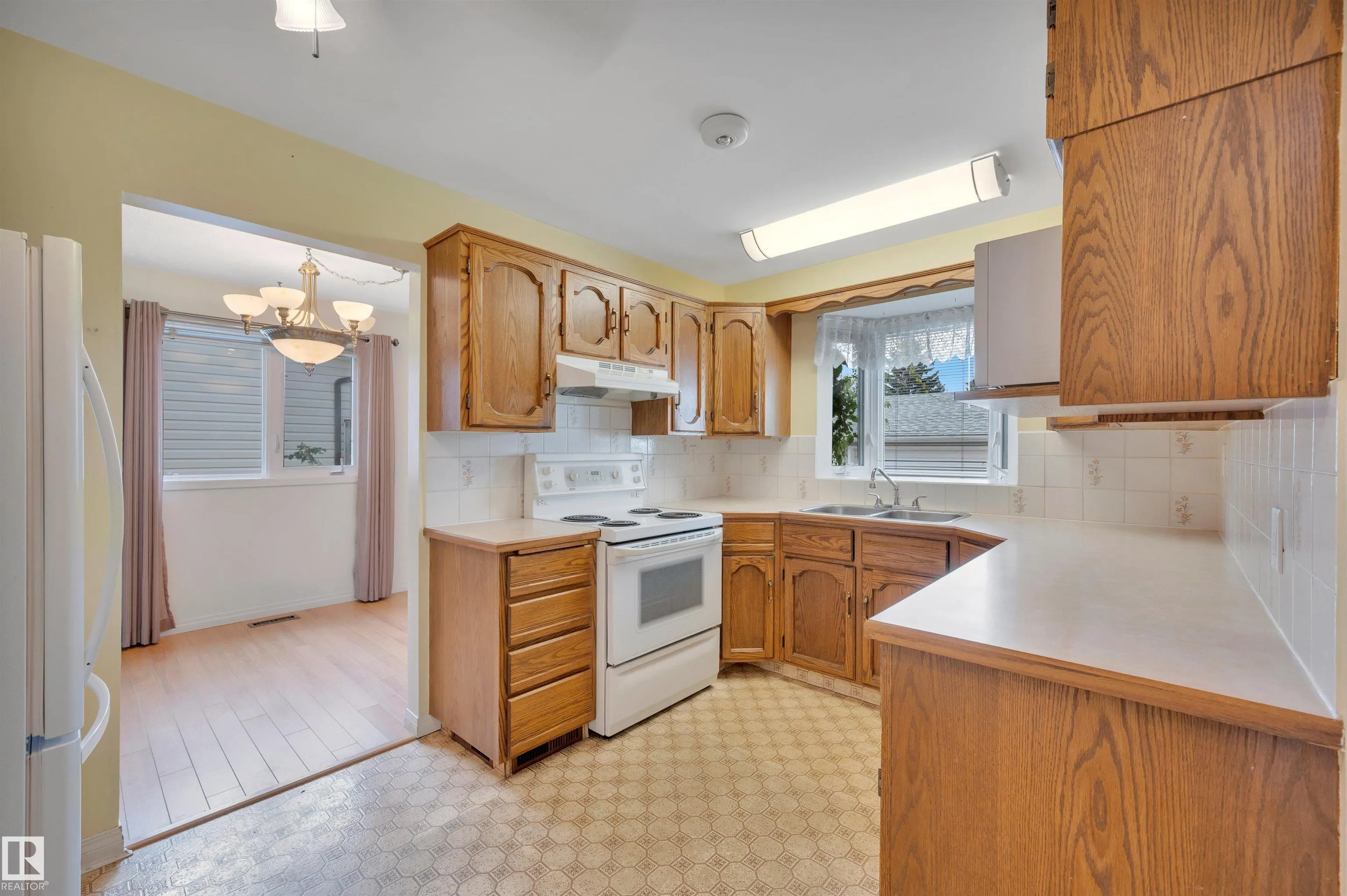 66 MEADOWBROOK Road