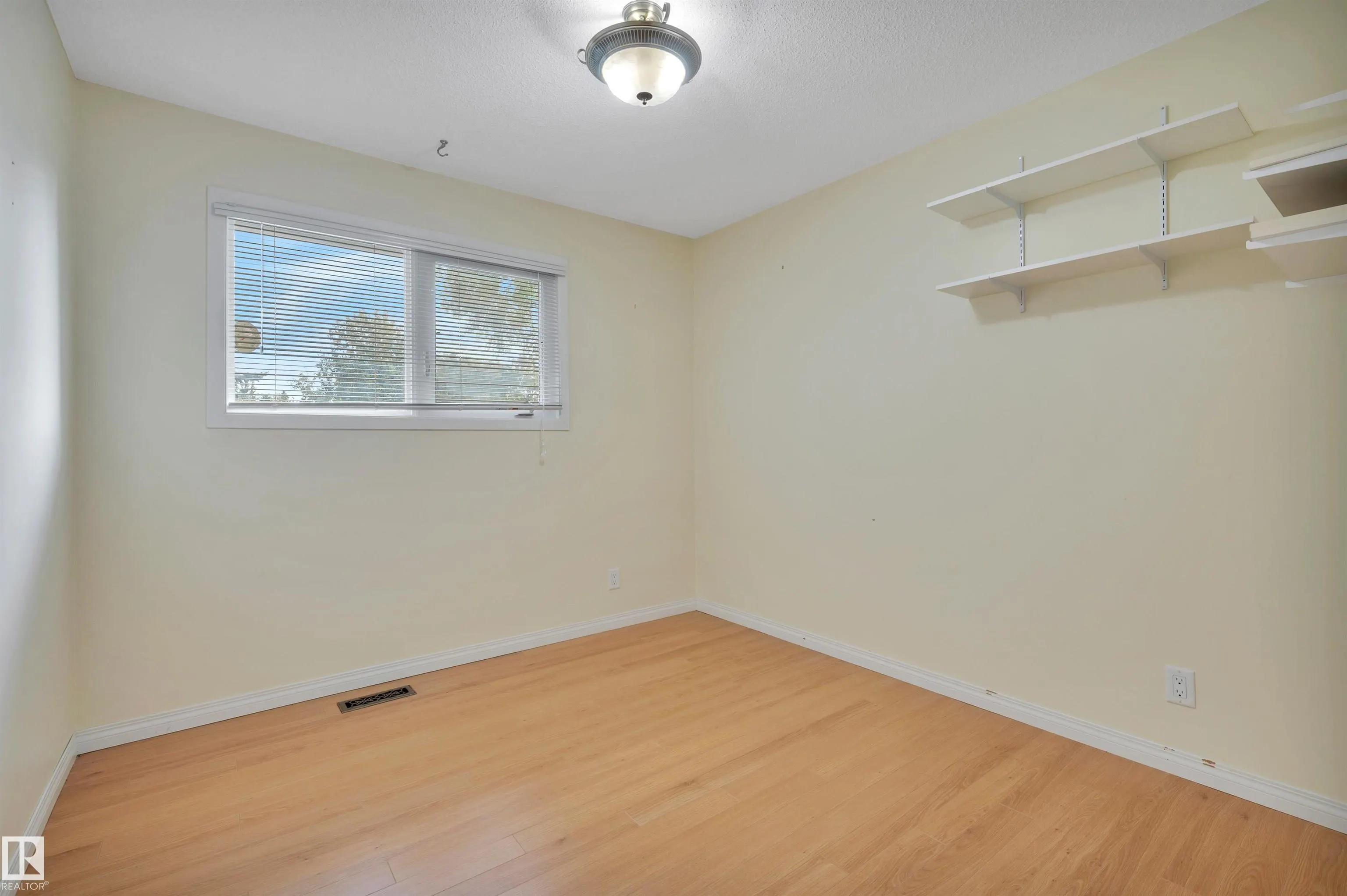 66 MEADOWBROOK Road