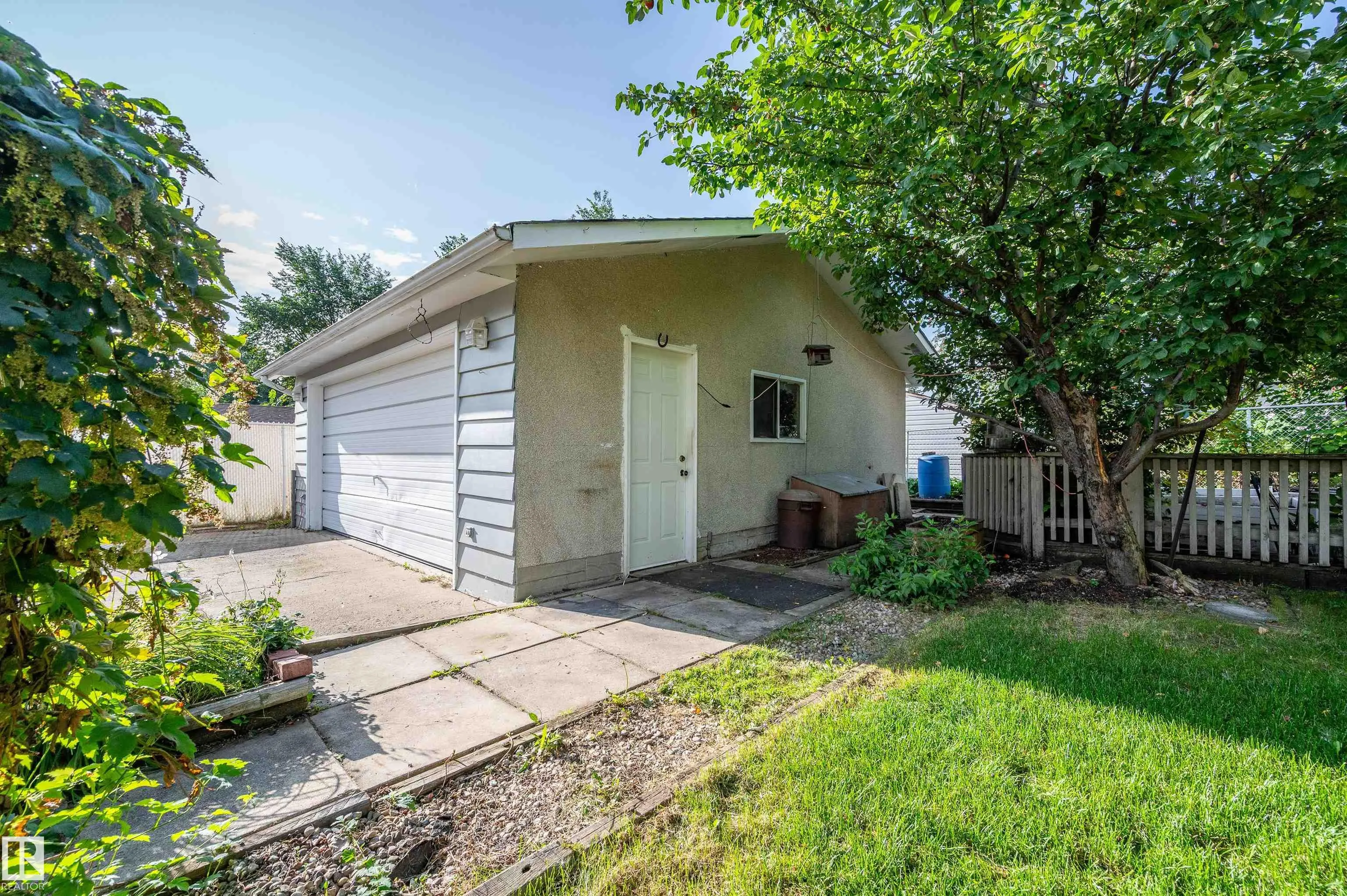 66 MEADOWBROOK Road
