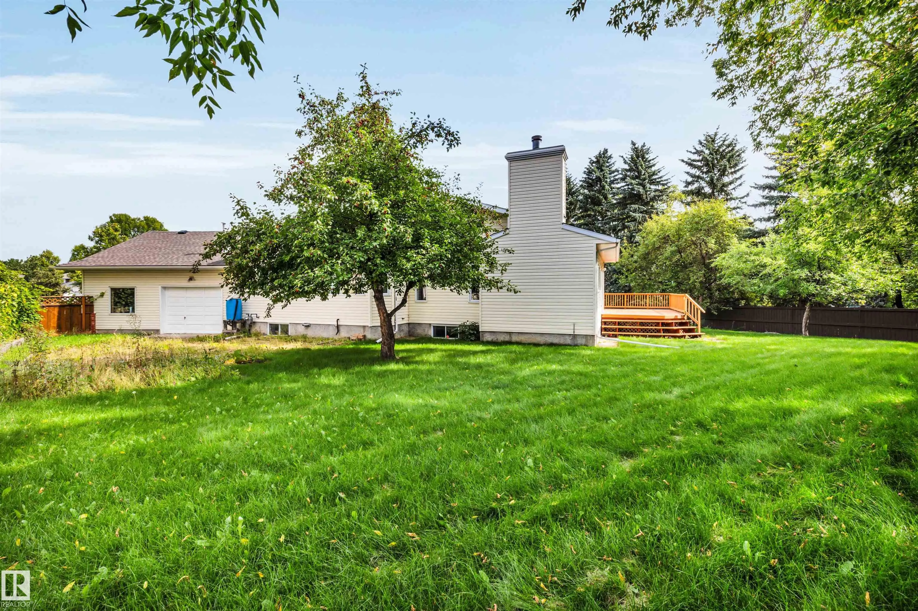 12 A INVERMERE Place