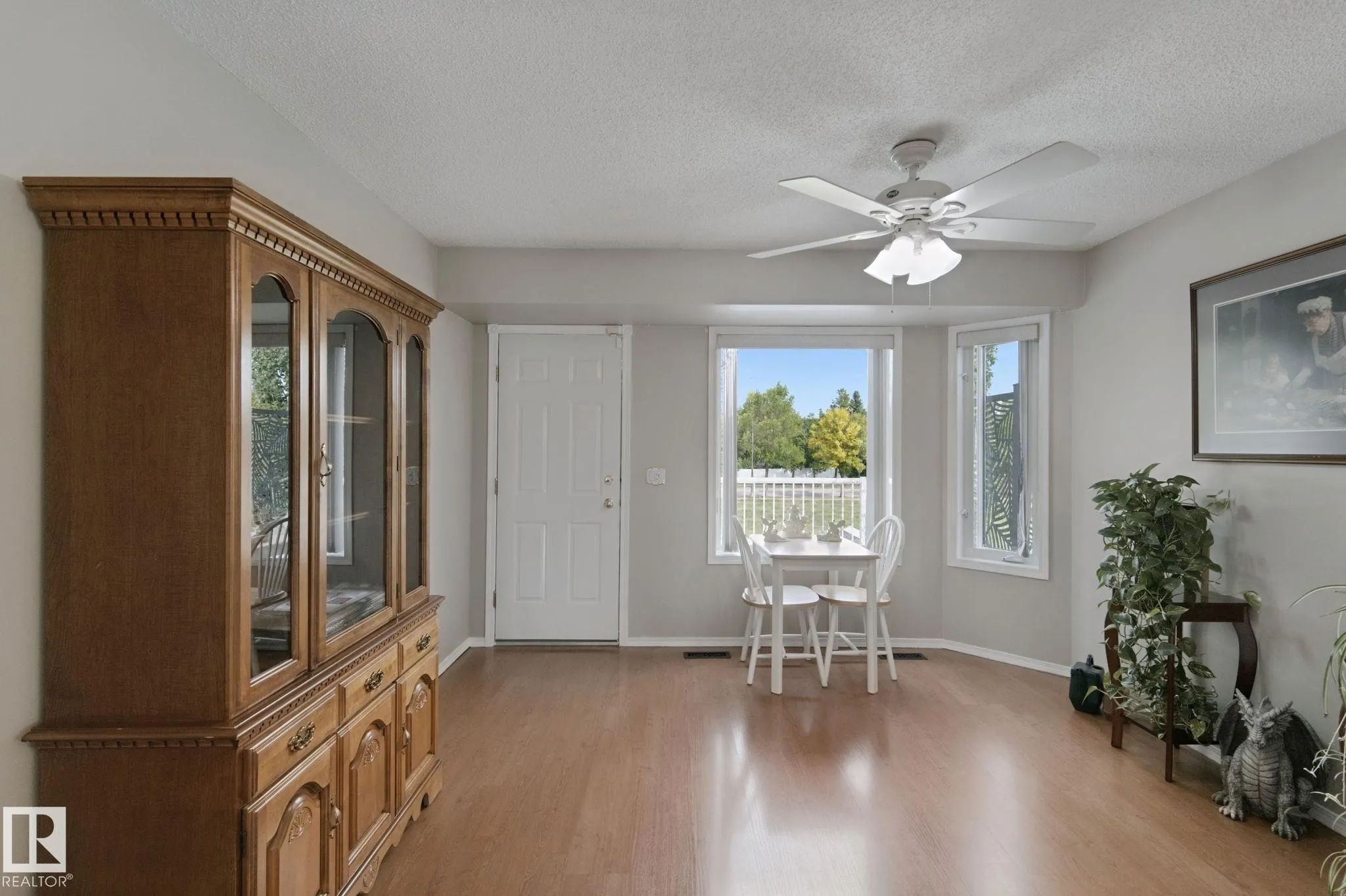 29 HIGHLAND Crescent