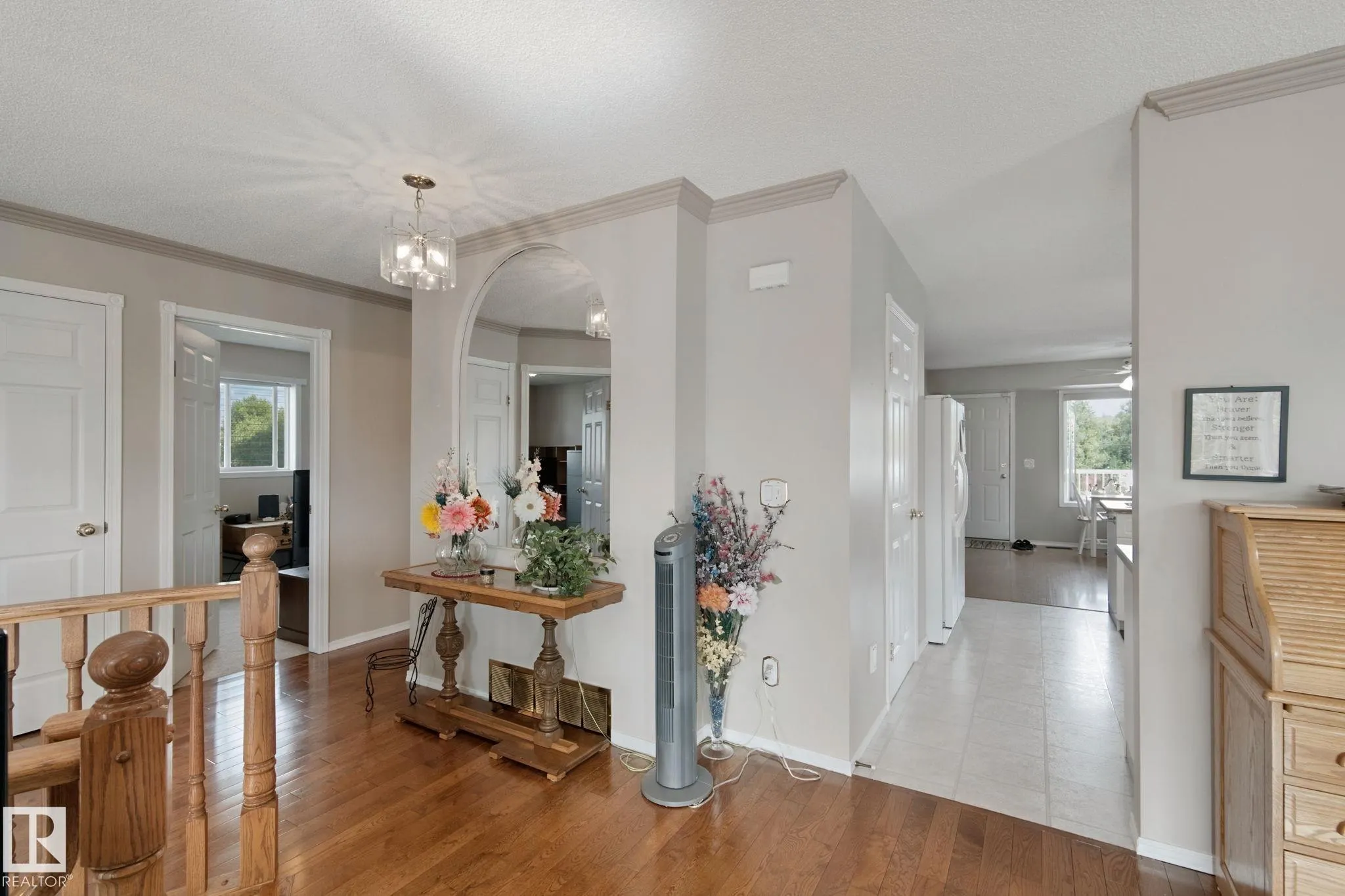 29 HIGHLAND Crescent