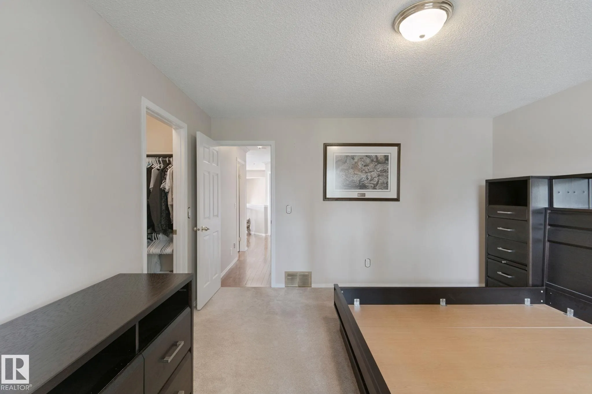 29 HIGHLAND Crescent