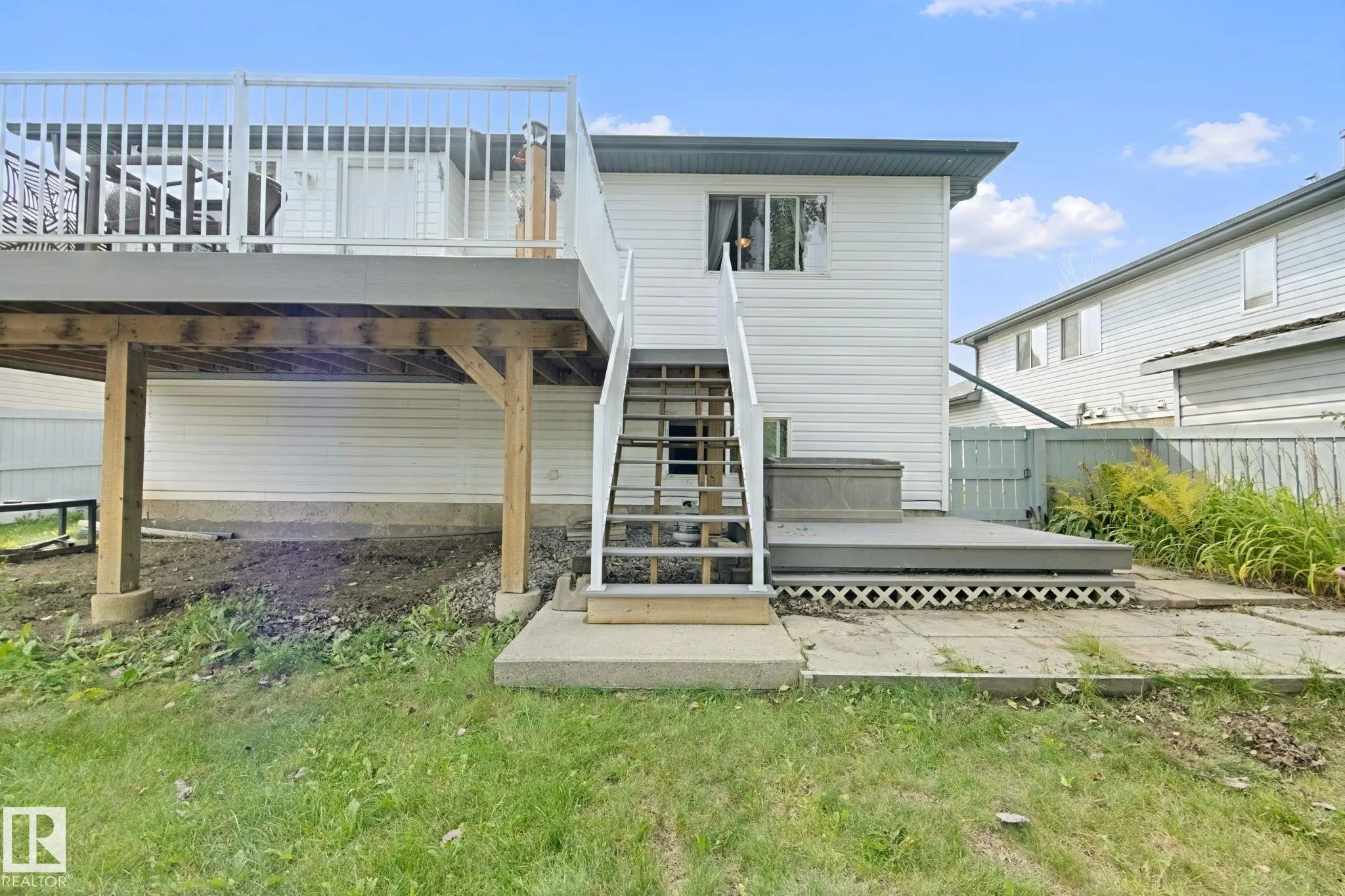 29 HIGHLAND Crescent