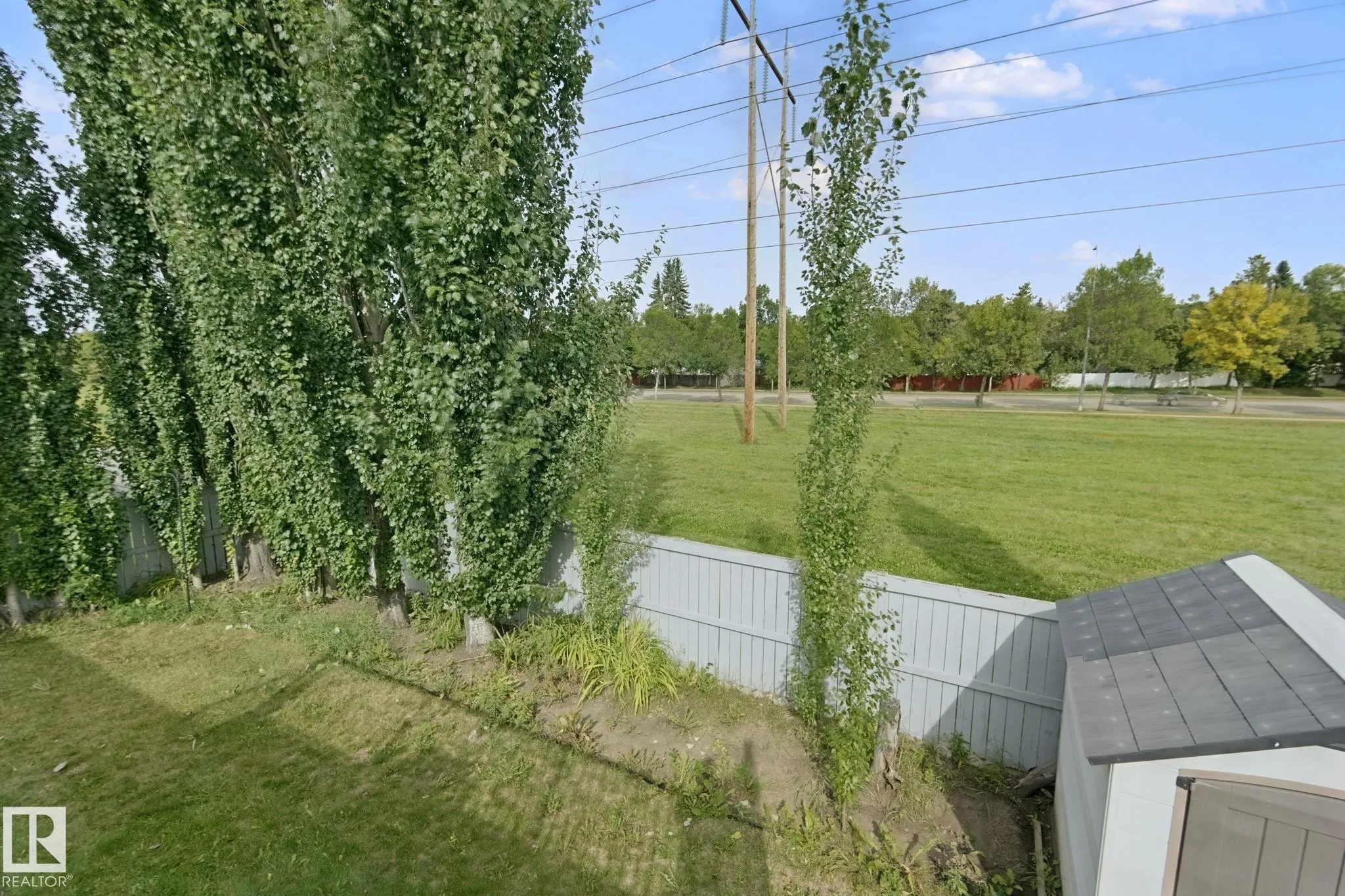 29 HIGHLAND Crescent