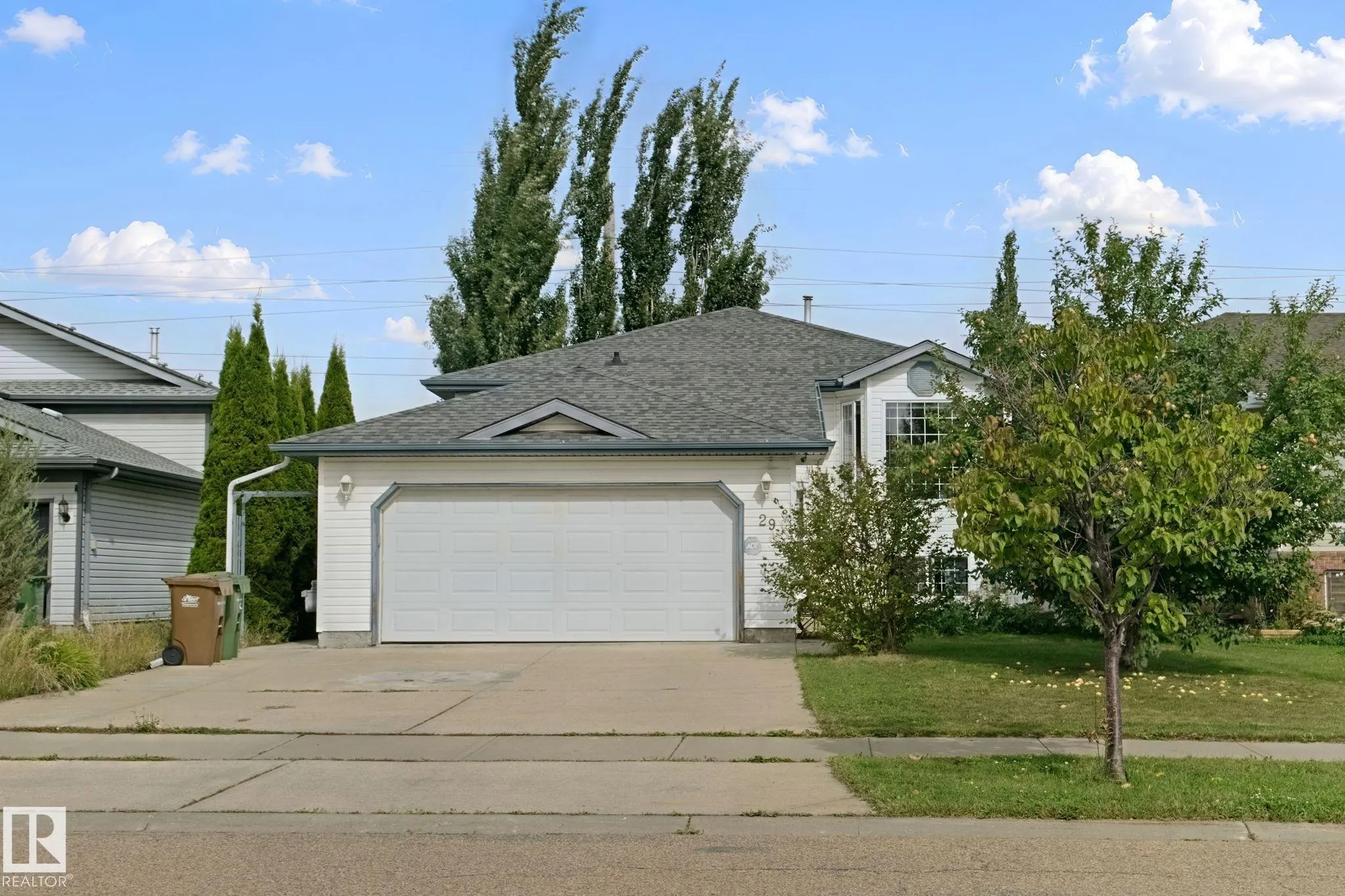 29 HIGHLAND Crescent