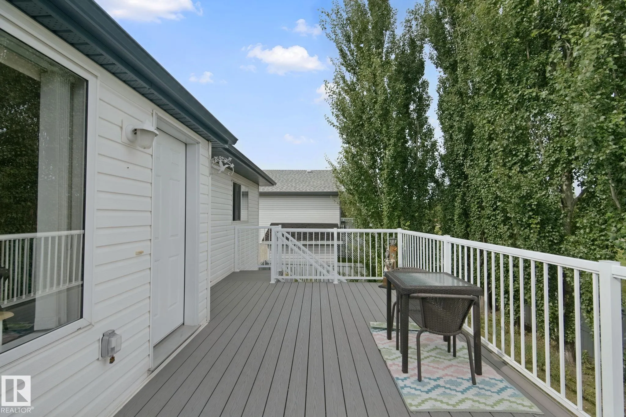 29 HIGHLAND Crescent
