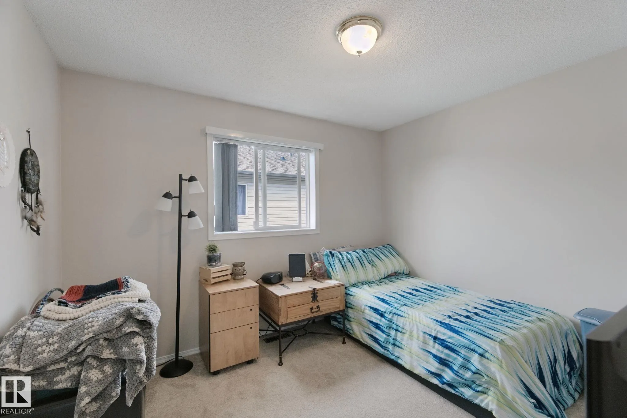 29 HIGHLAND Crescent