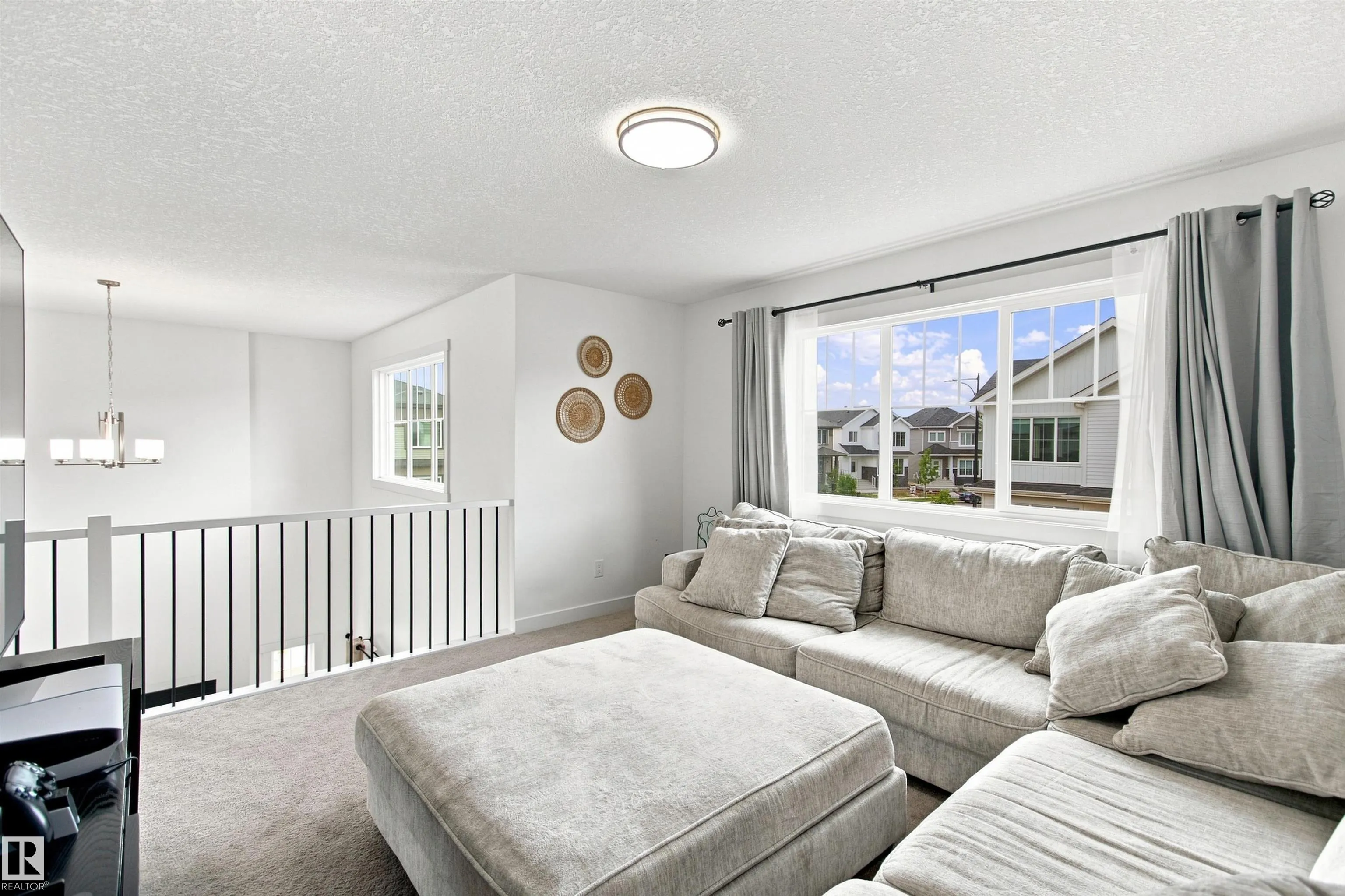 107 ELLICE Bend