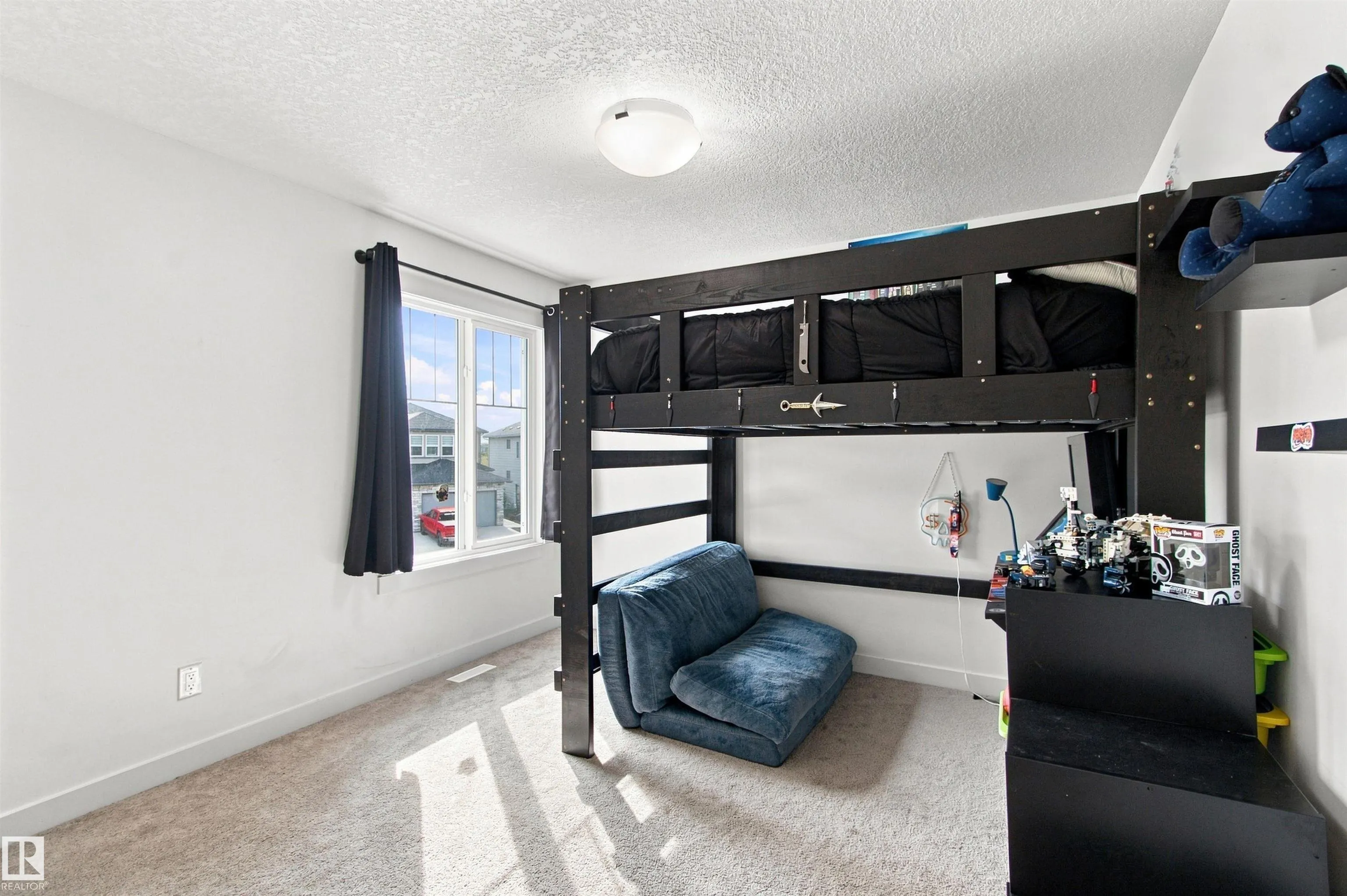 107 ELLICE Bend