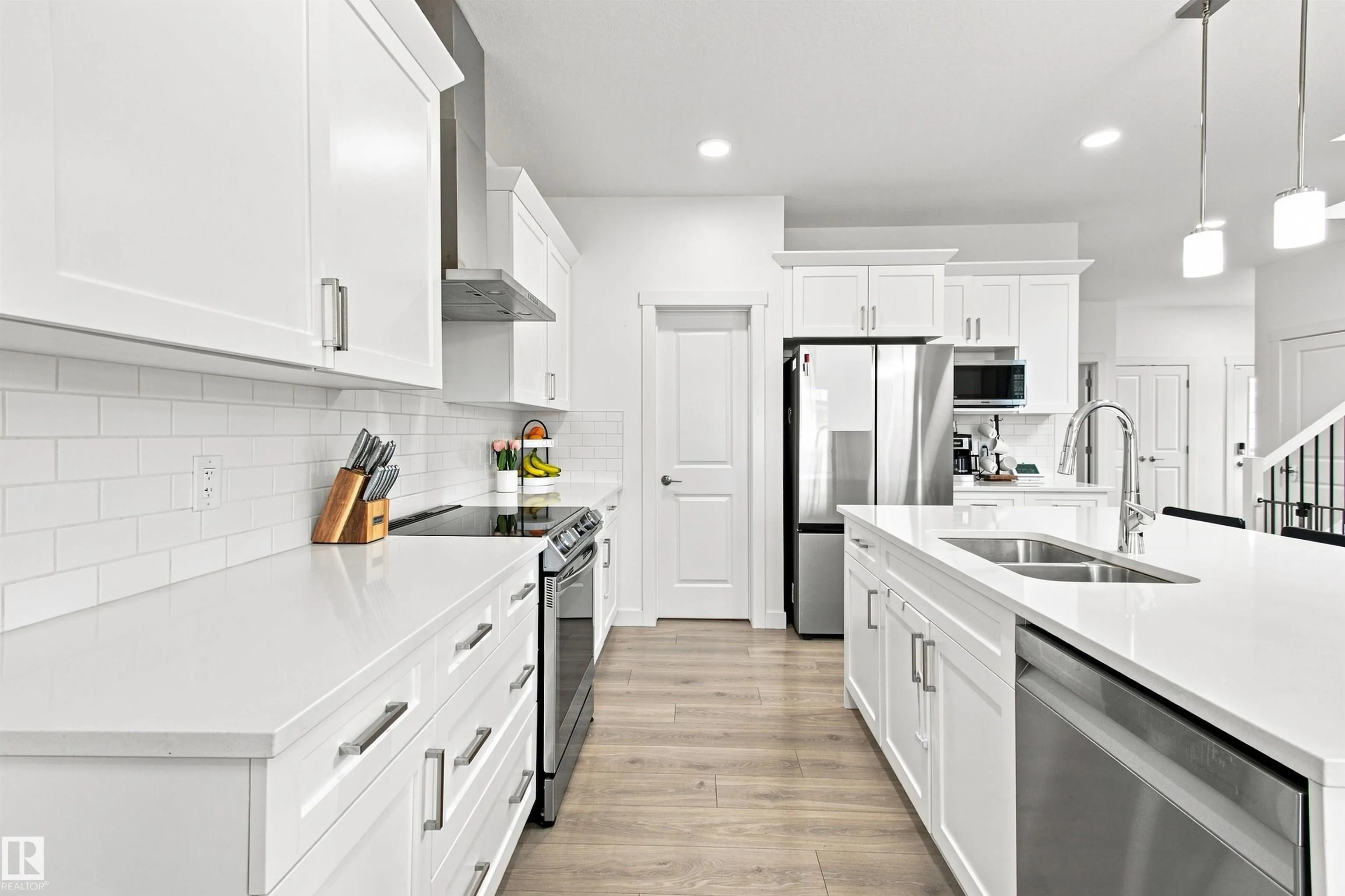 107 ELLICE Bend