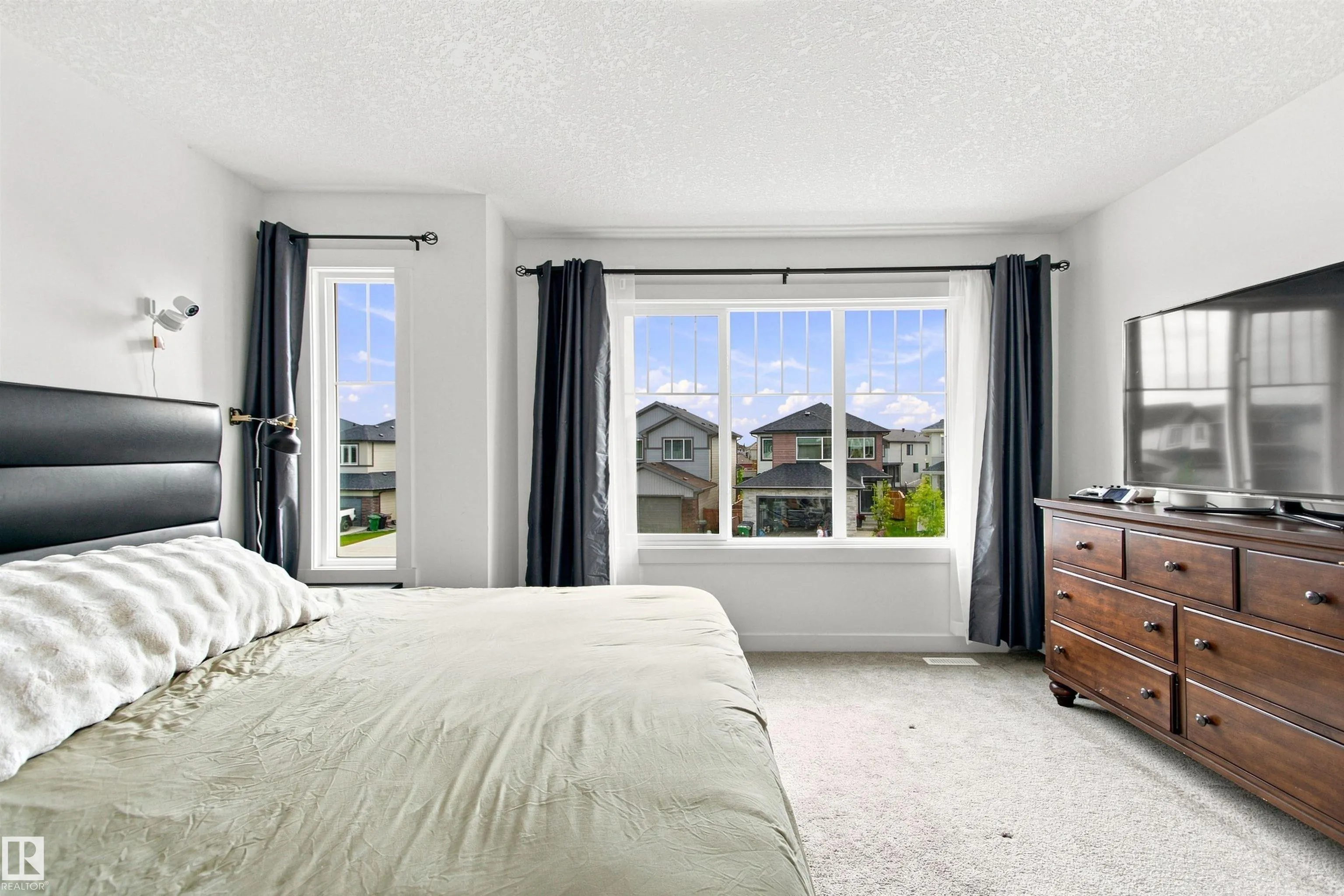 107 ELLICE Bend
