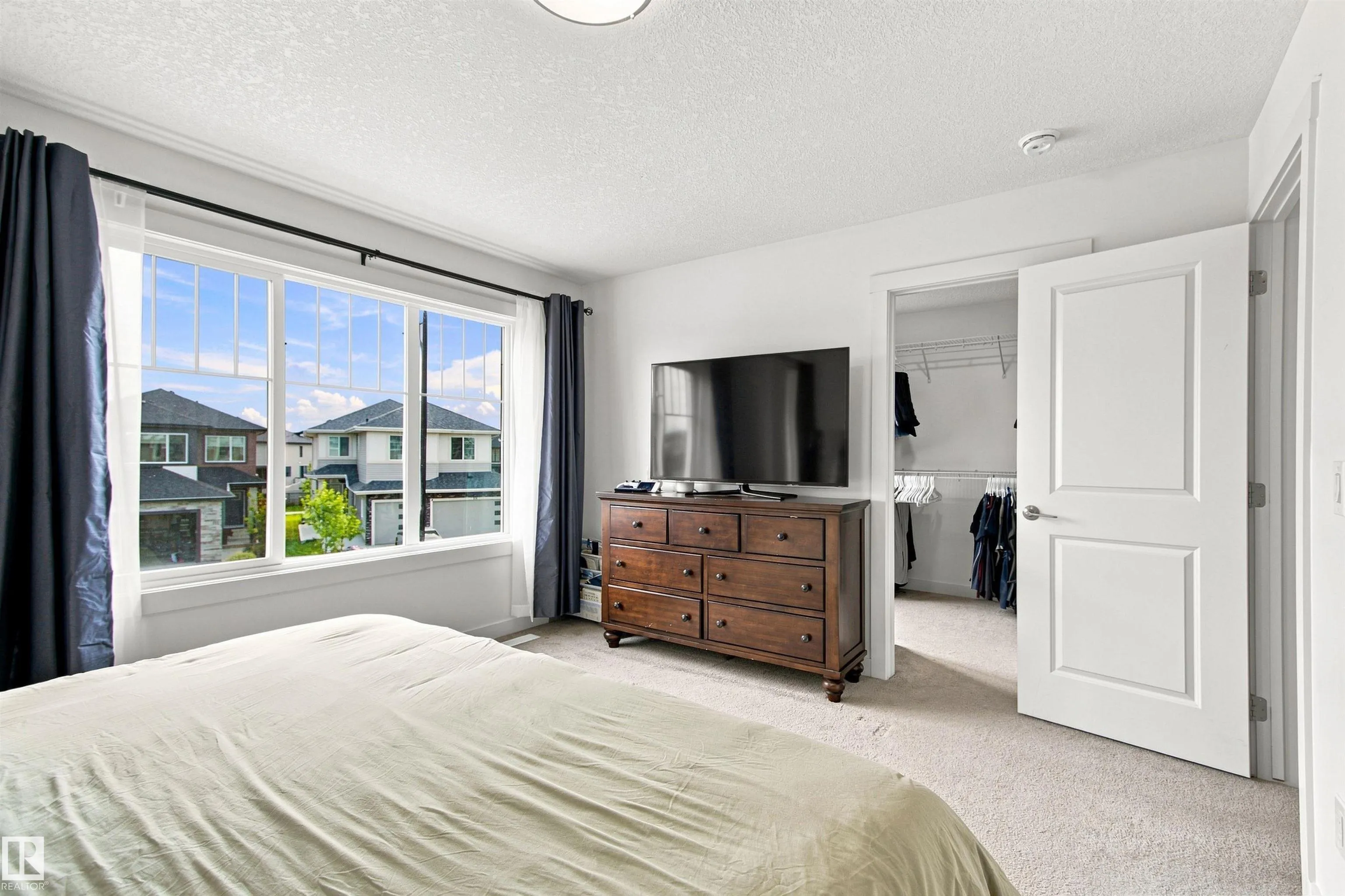 107 ELLICE Bend