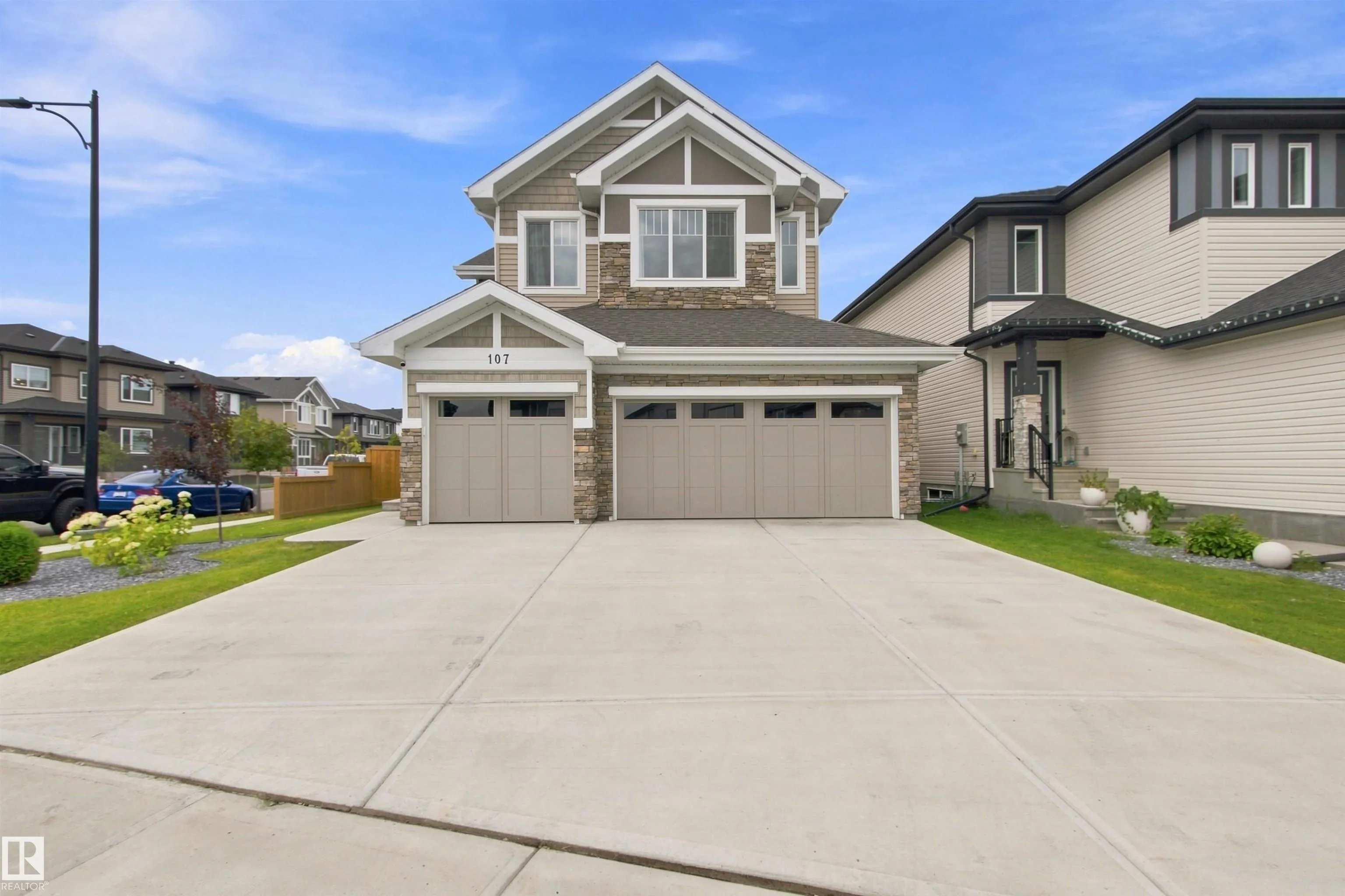107 ELLICE Bend
