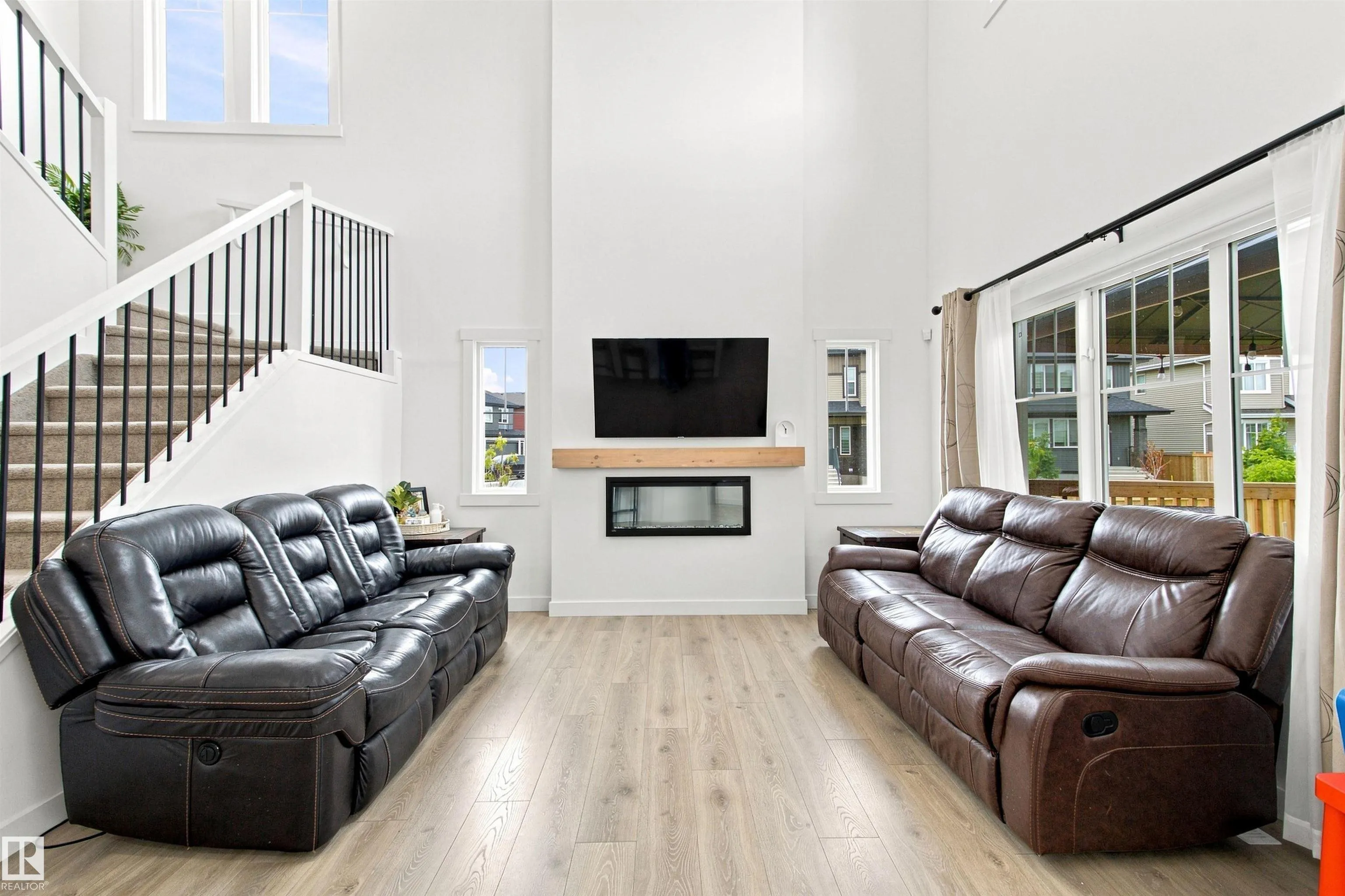 107 ELLICE Bend