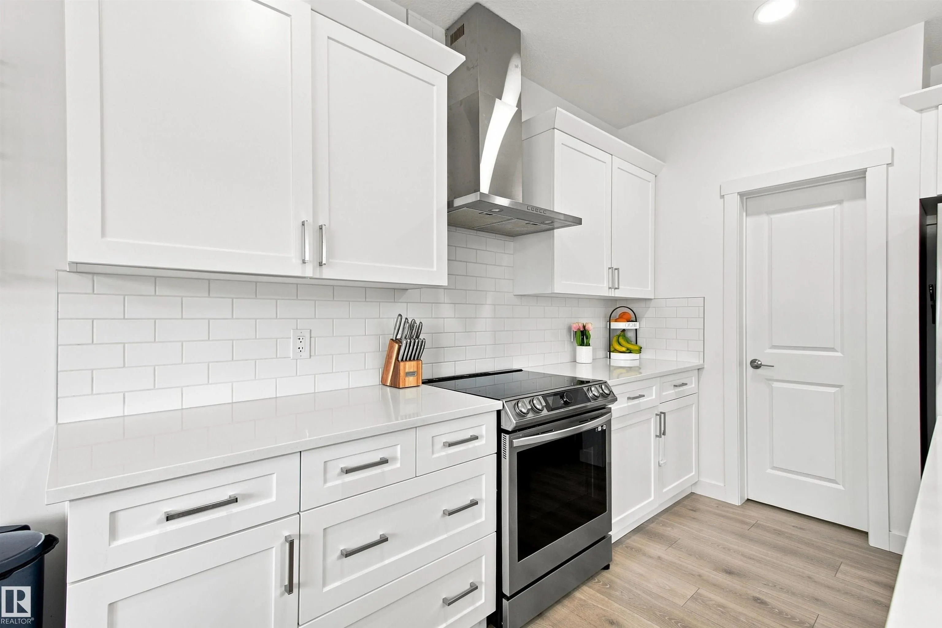 107 ELLICE Bend