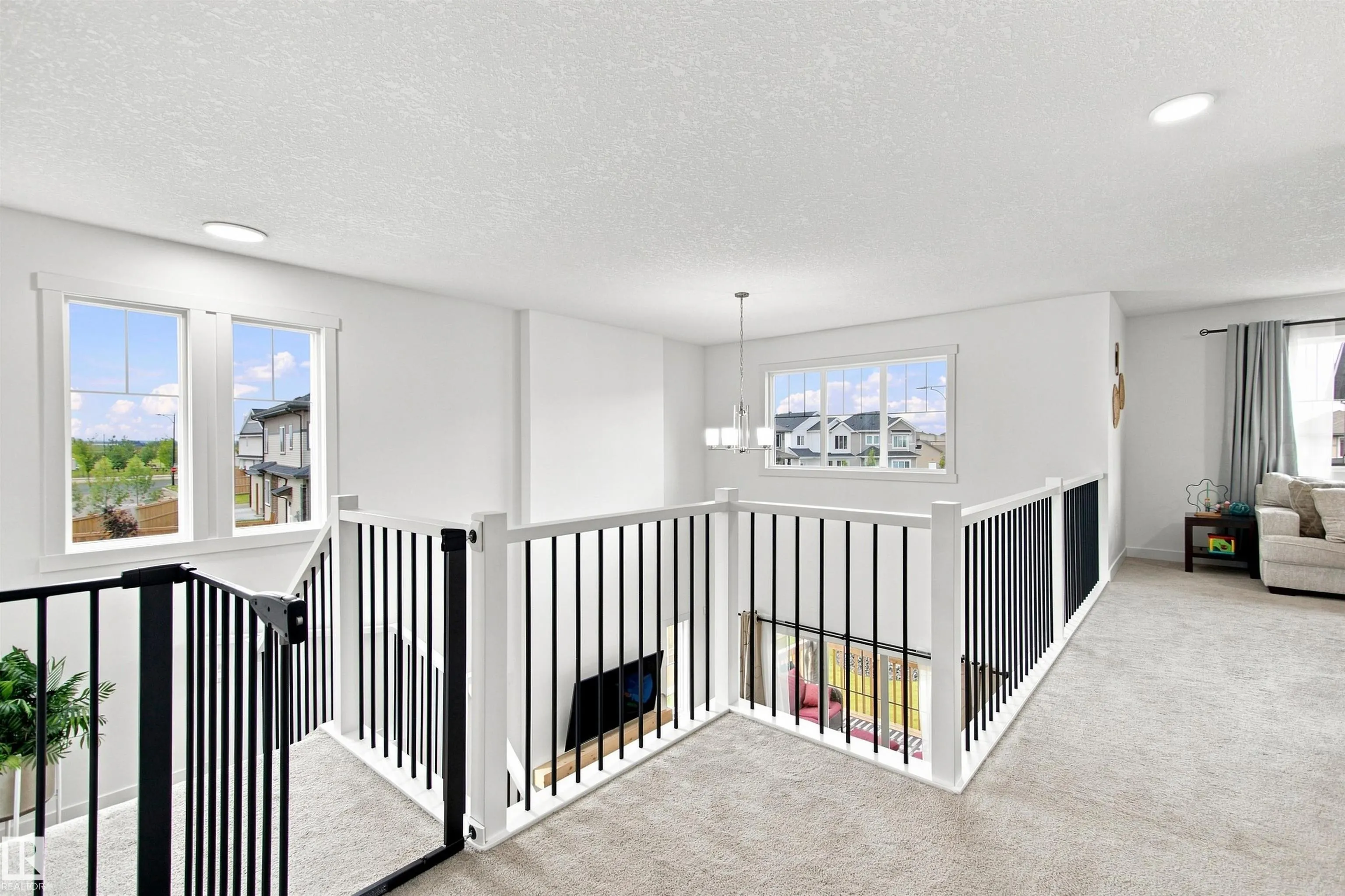 107 ELLICE Bend