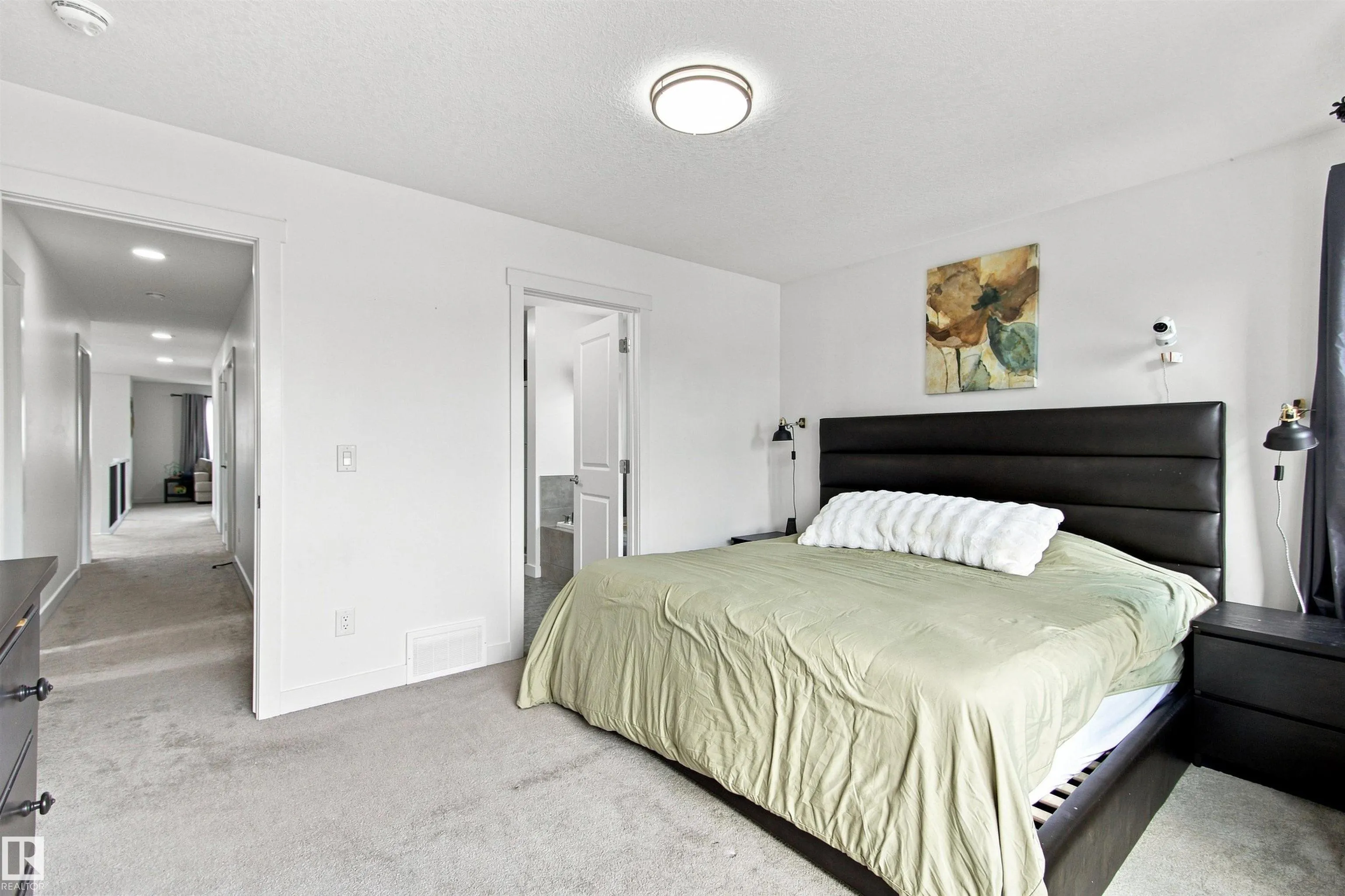 107 ELLICE Bend