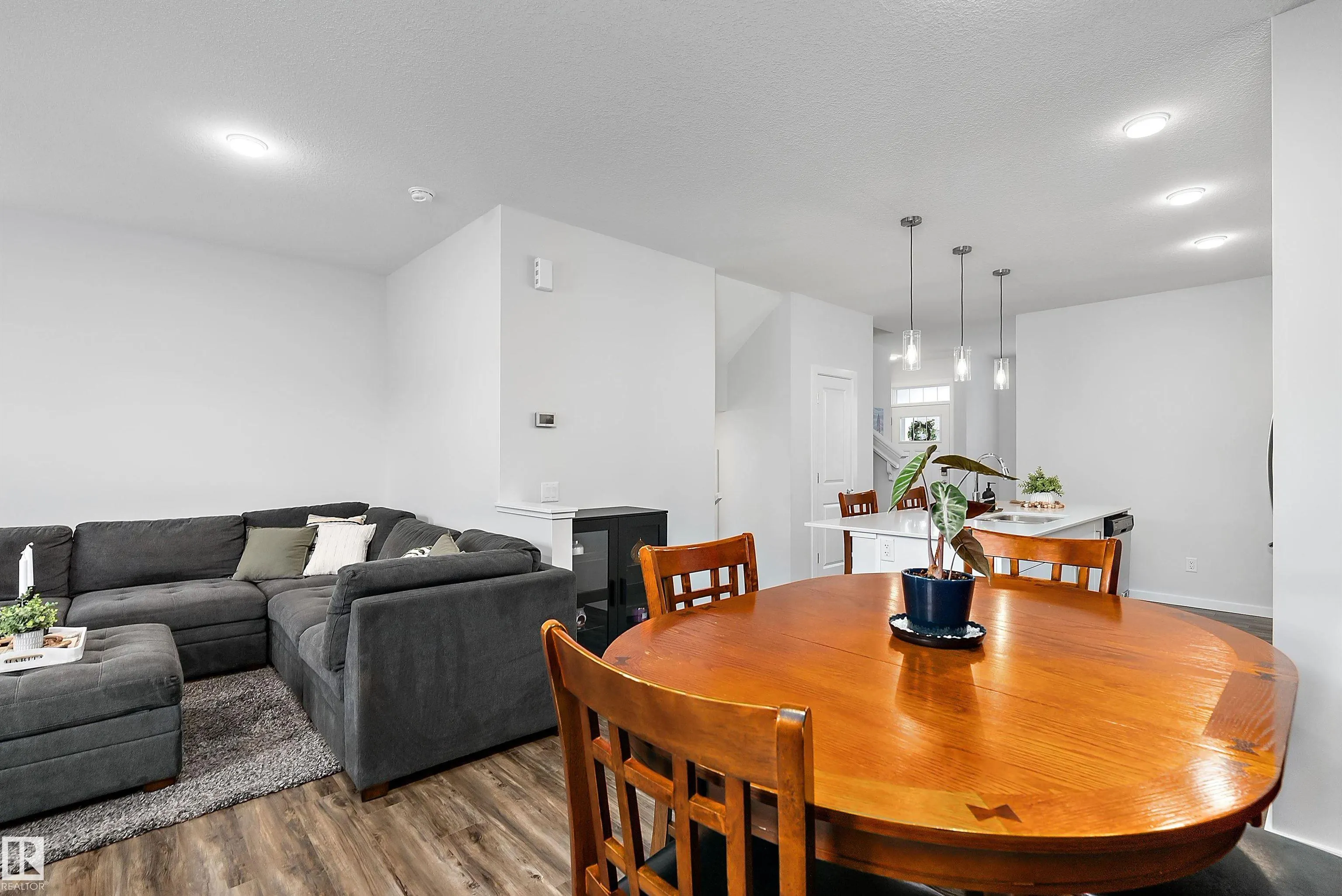 114 STILES Bend
